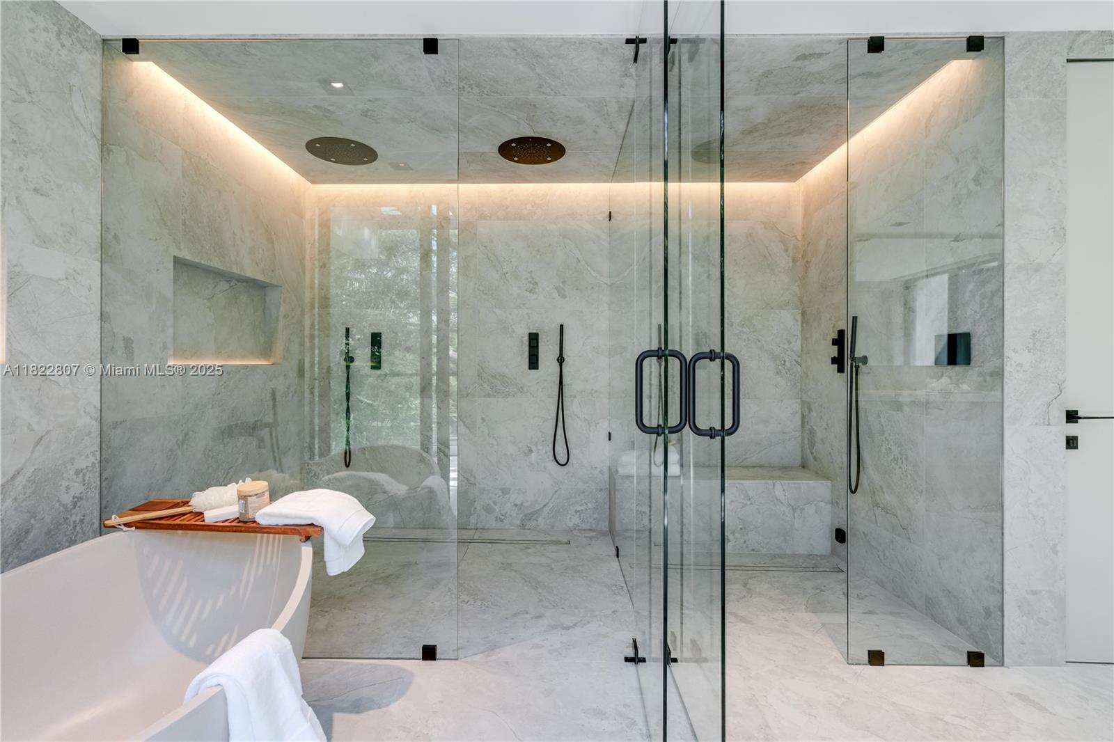 2800 Calusa St Miami, FL 33133