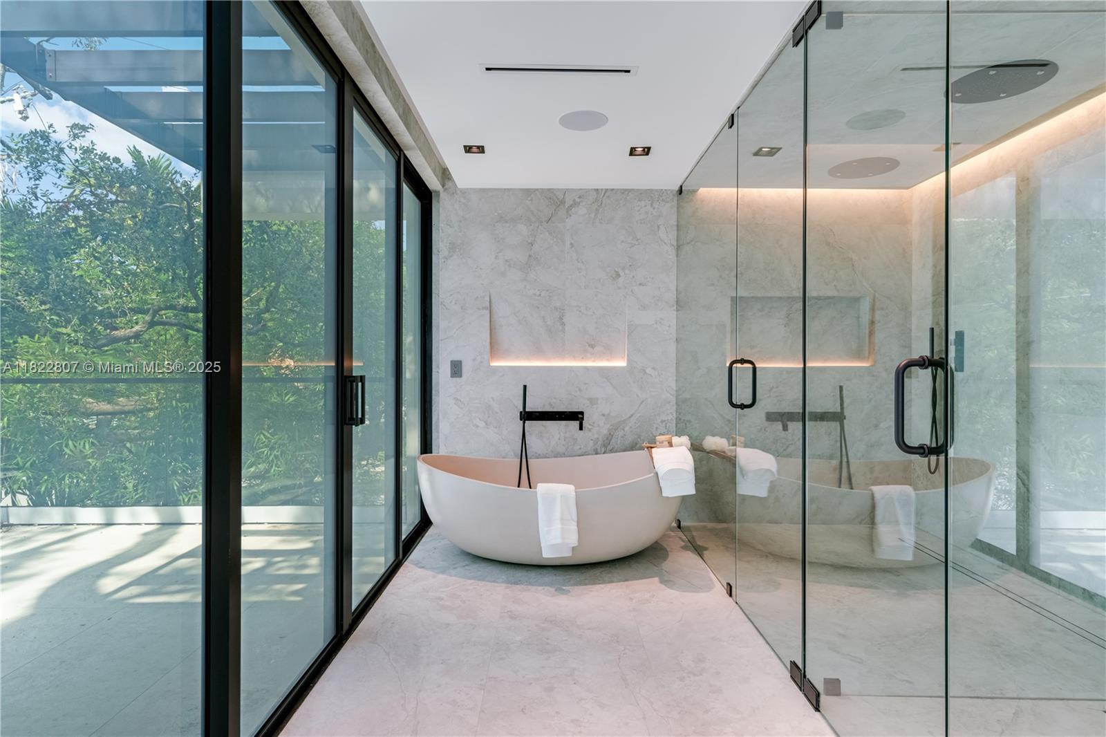 2800 Calusa St Miami, FL 33133