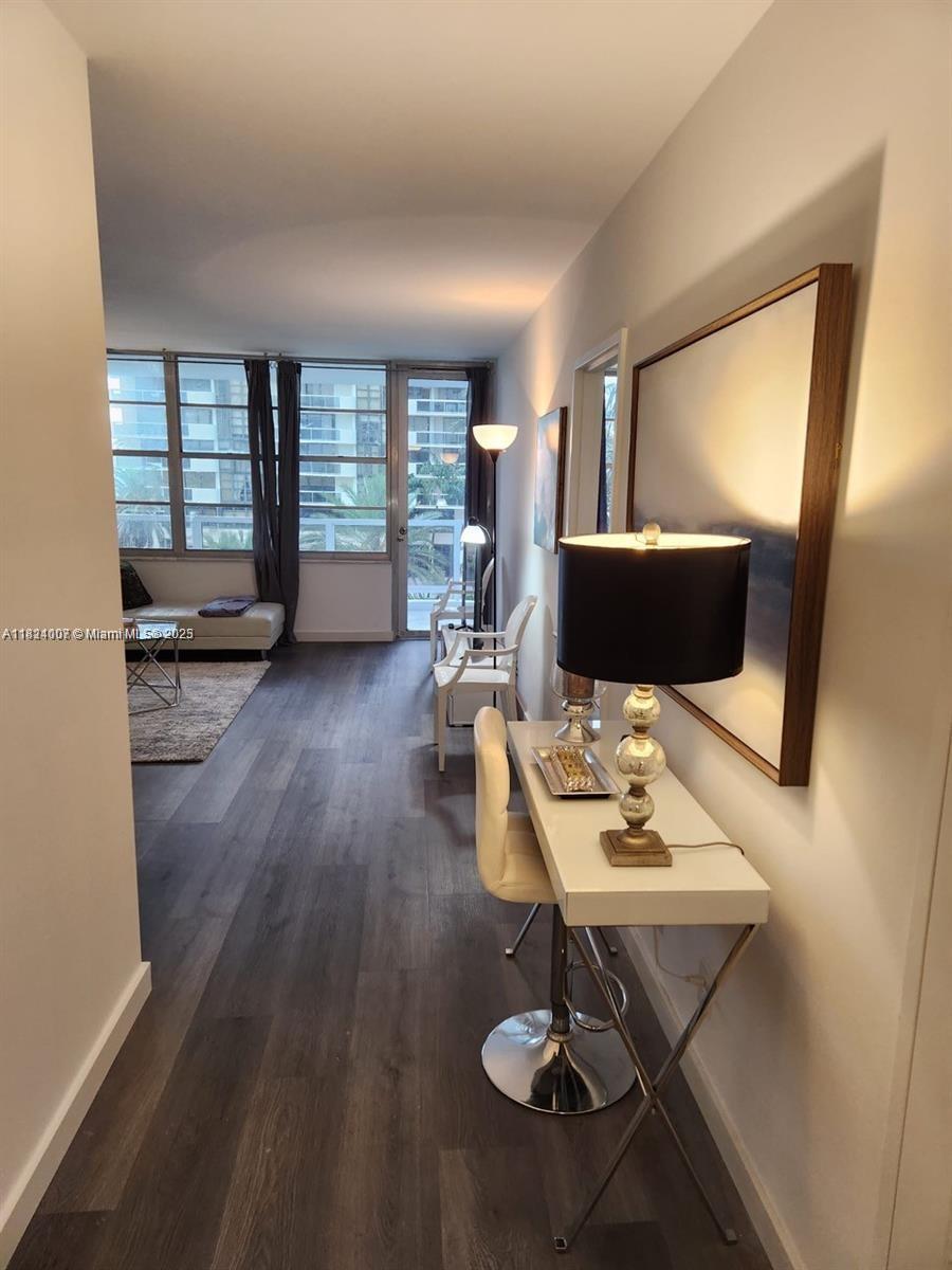 5700 Collins Ave #4N,Miami Beach, FL 33140