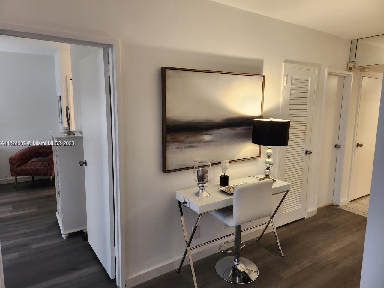 5700 Collins Ave #4N,Miami Beach, FL 33140