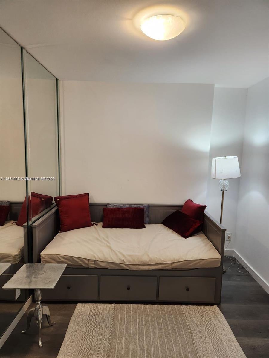 5700 Collins Ave #4N,Miami Beach, FL 33140