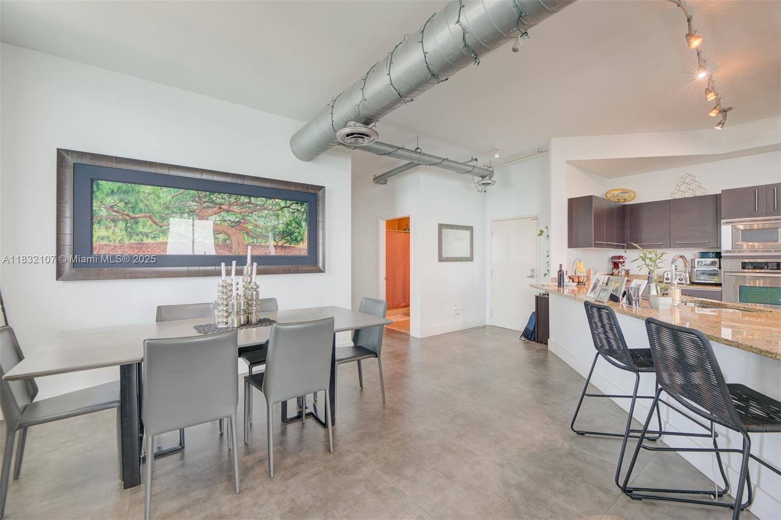 image Star Lofts On The Bay13