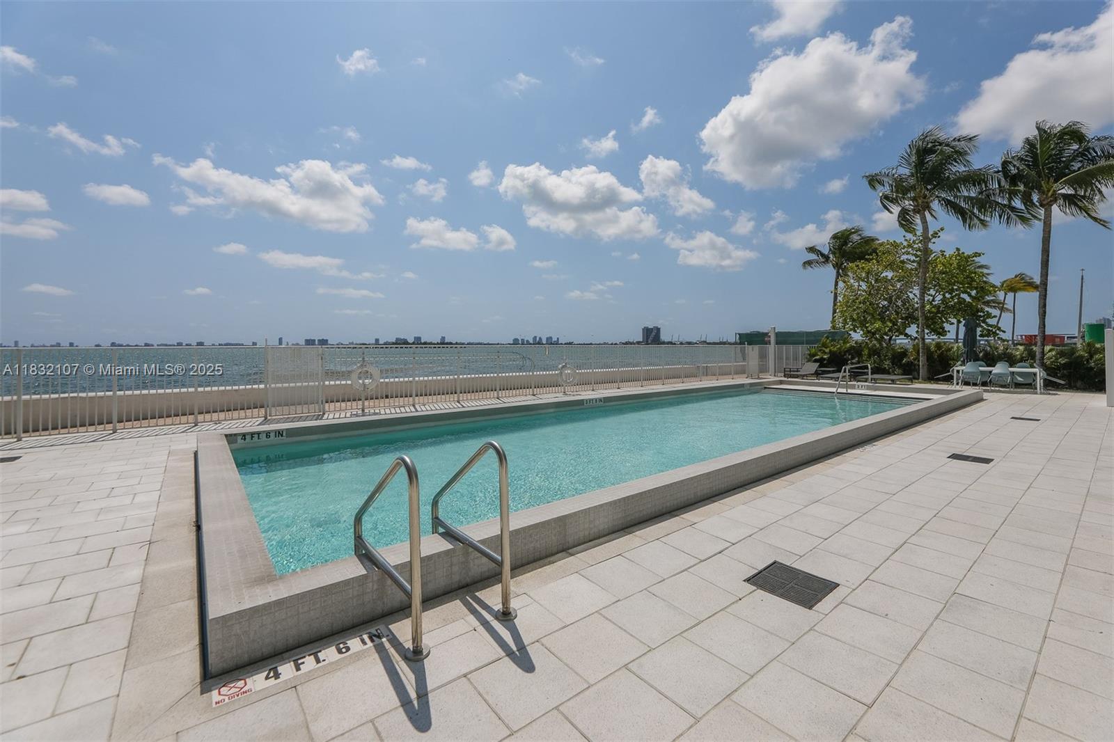image Star Lofts On The Bay33