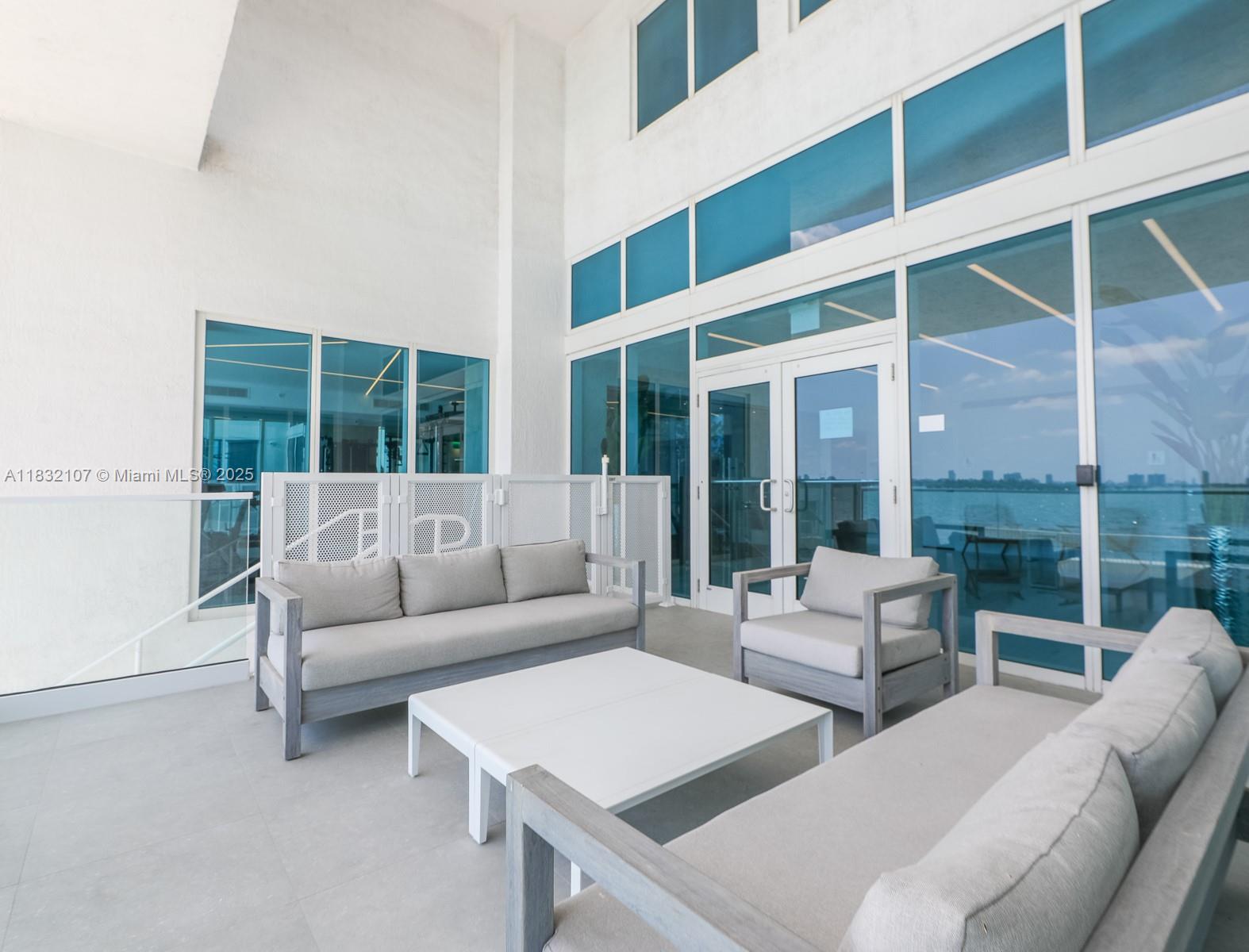 image Star Lofts On The Bay37