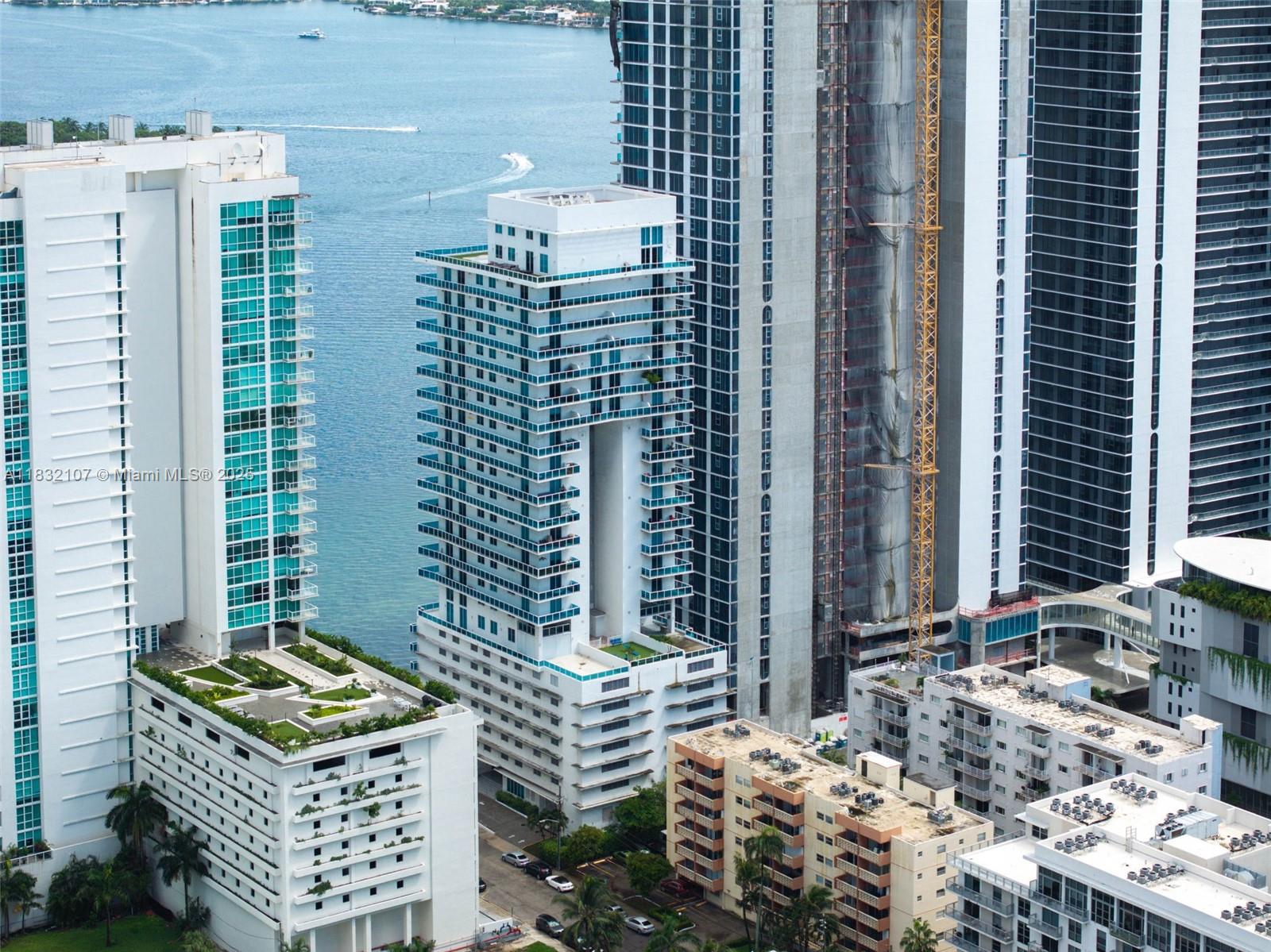 image Star Lofts On The Bay44