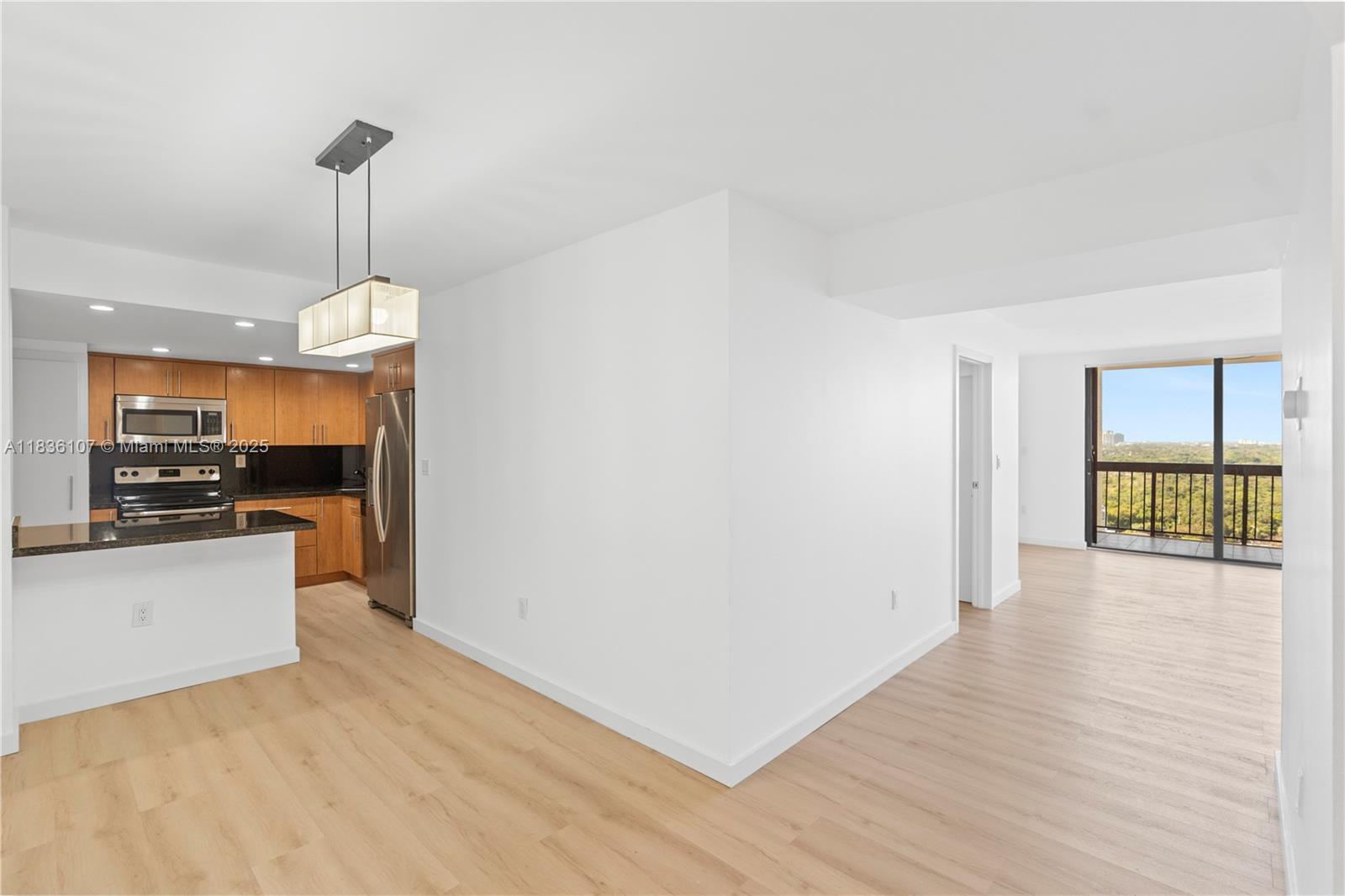 2333 Brickell Ave #1908
