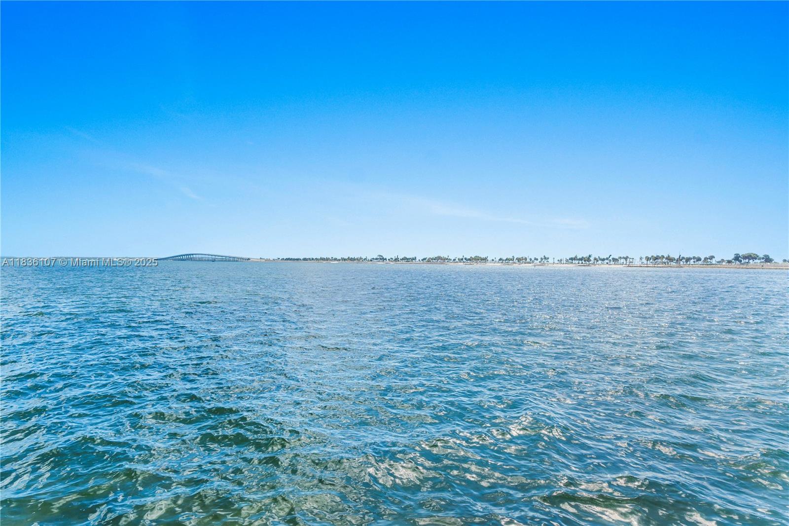 image Brickell Bay Club27