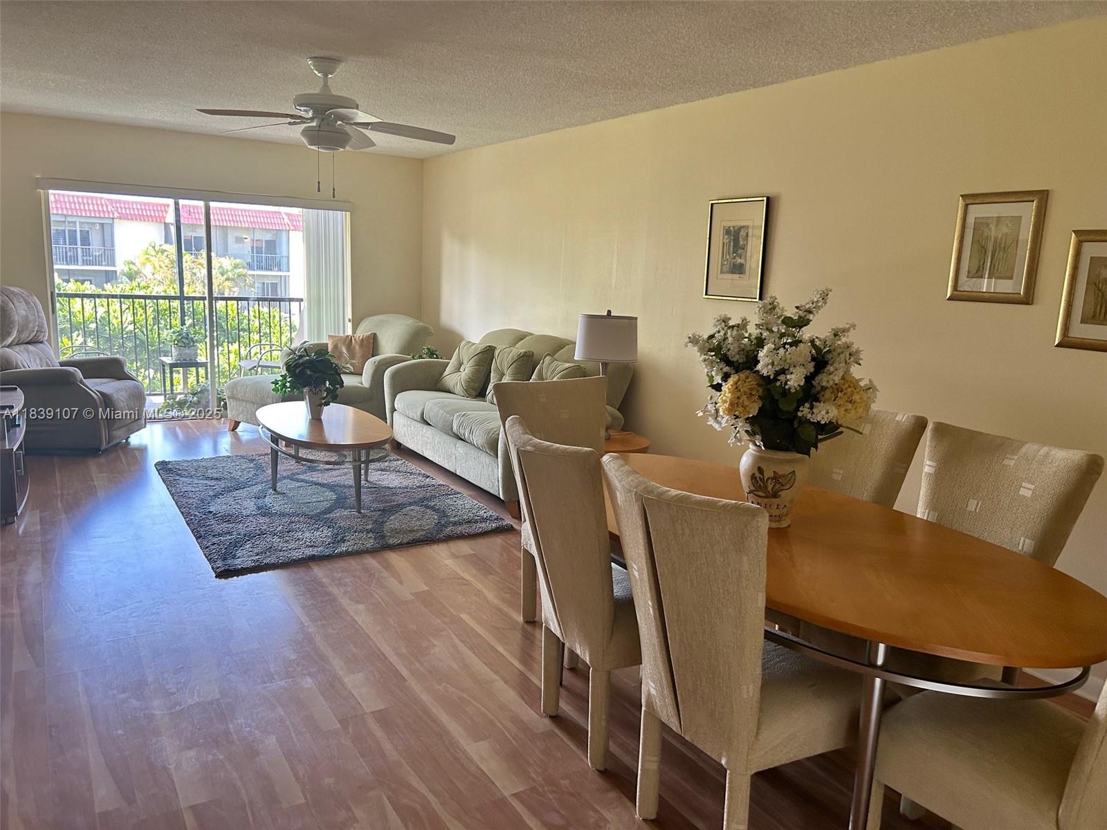 371 S Hollybrook Dr #308