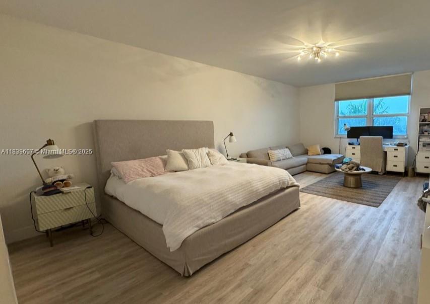 image GRAND BAY RESIDENCES COND25