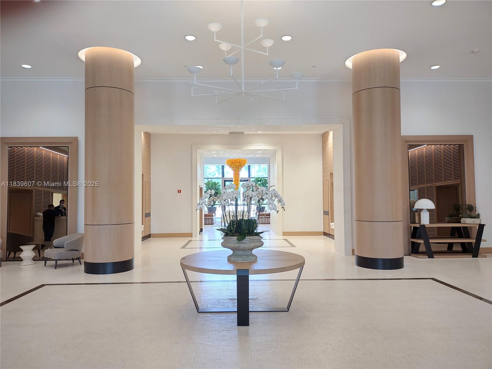 image GRAND BAY RESIDENCES COND36