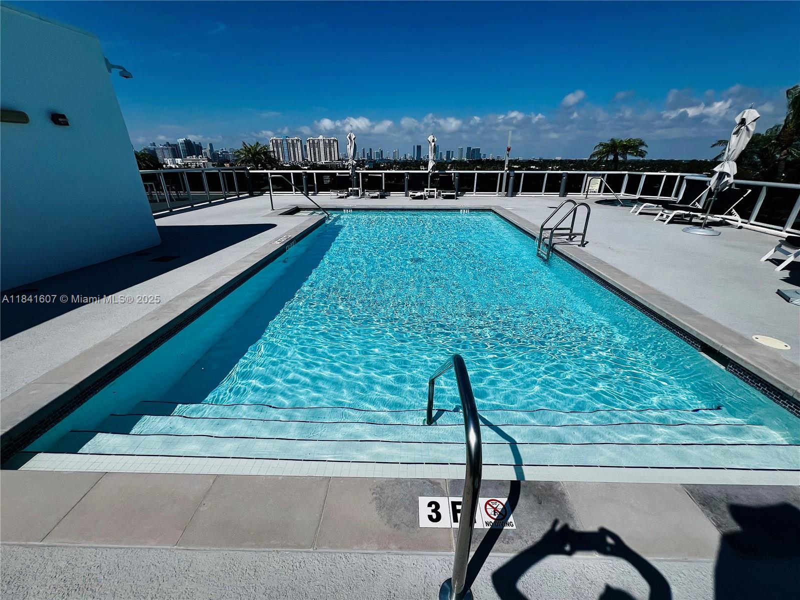image The Meridian25