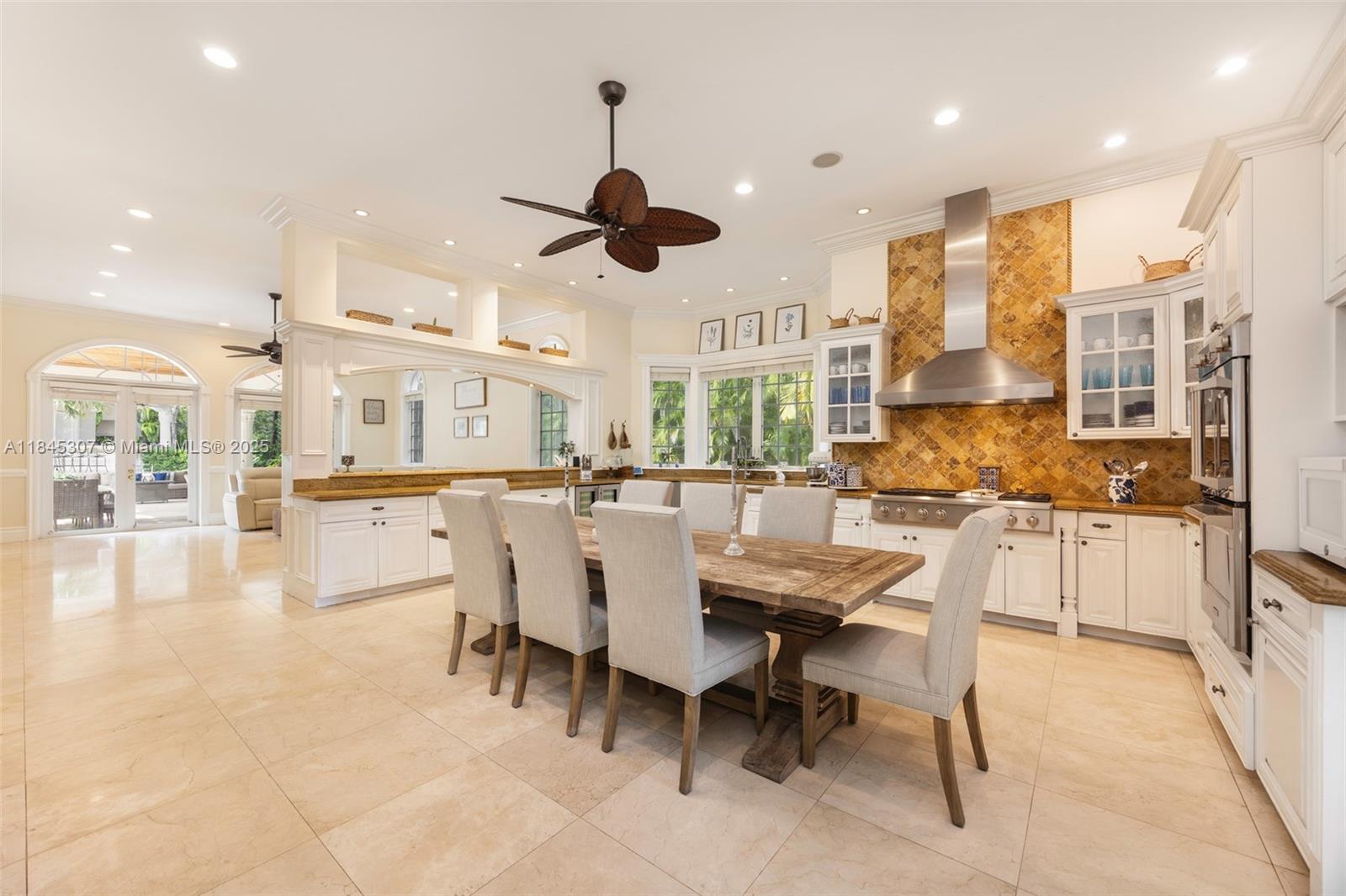 0 7245 SW 104th St Pinecrest, FL 33156