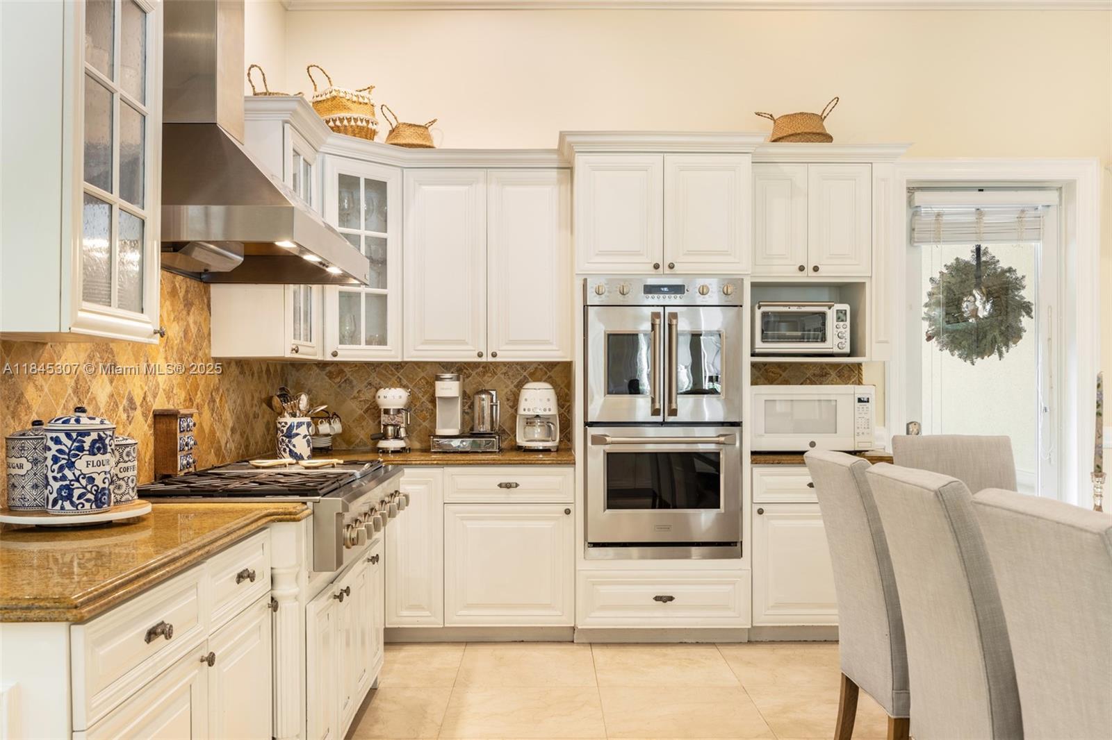 0 7245 SW 104th St Pinecrest, FL 33156