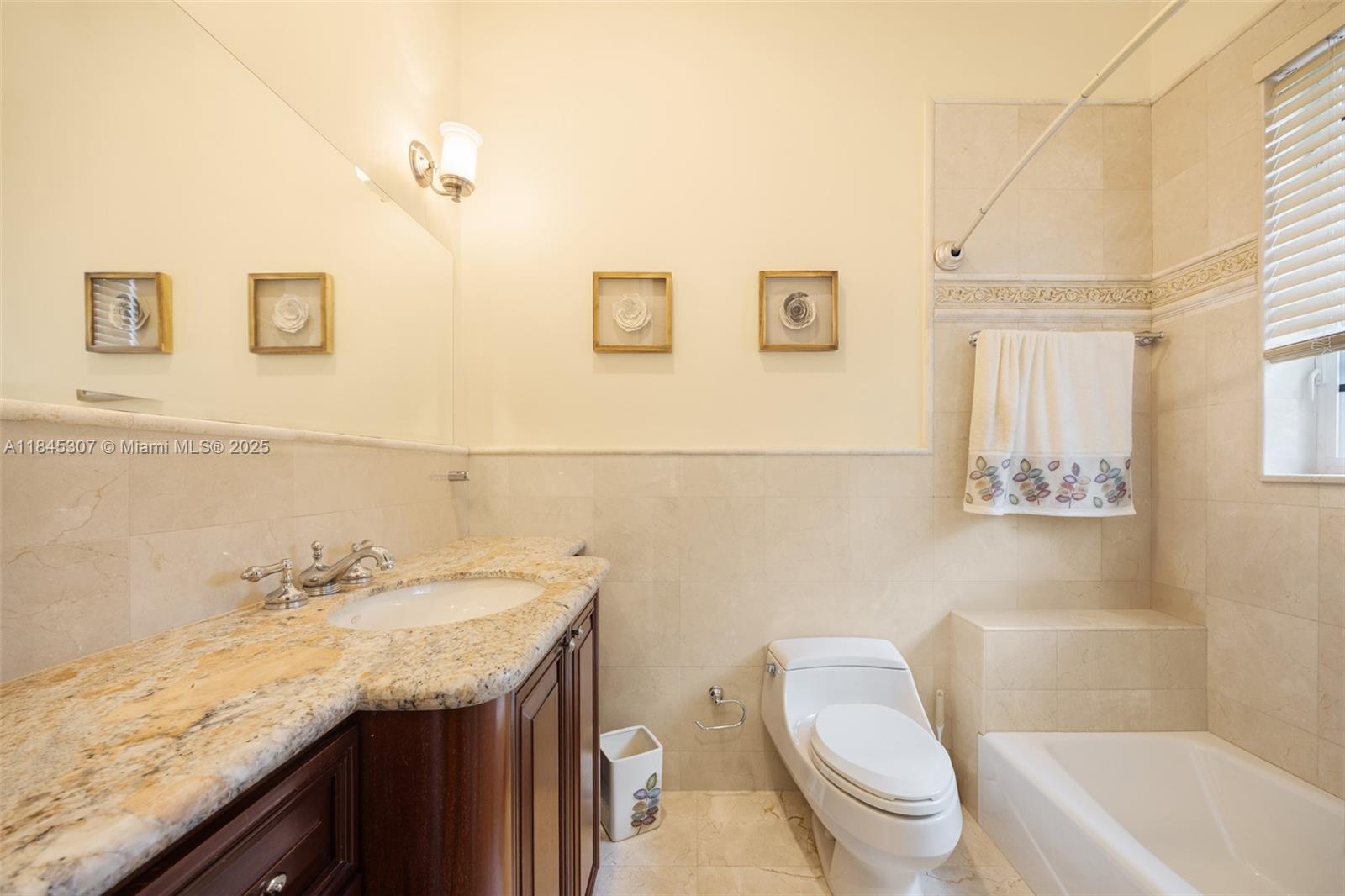 0 7245 SW 104th St Pinecrest, FL 33156