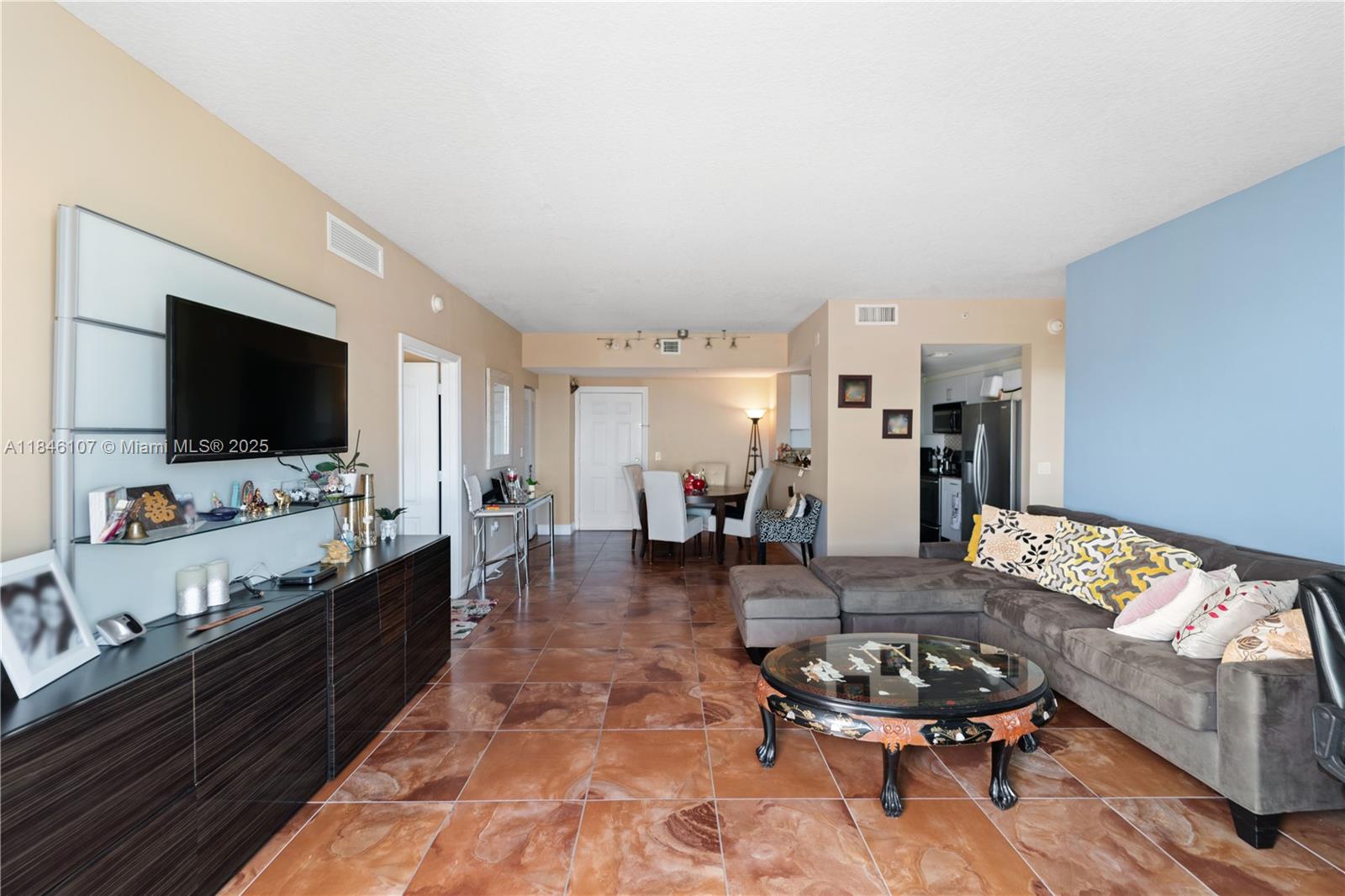 117 NW 42nd Ave #1611