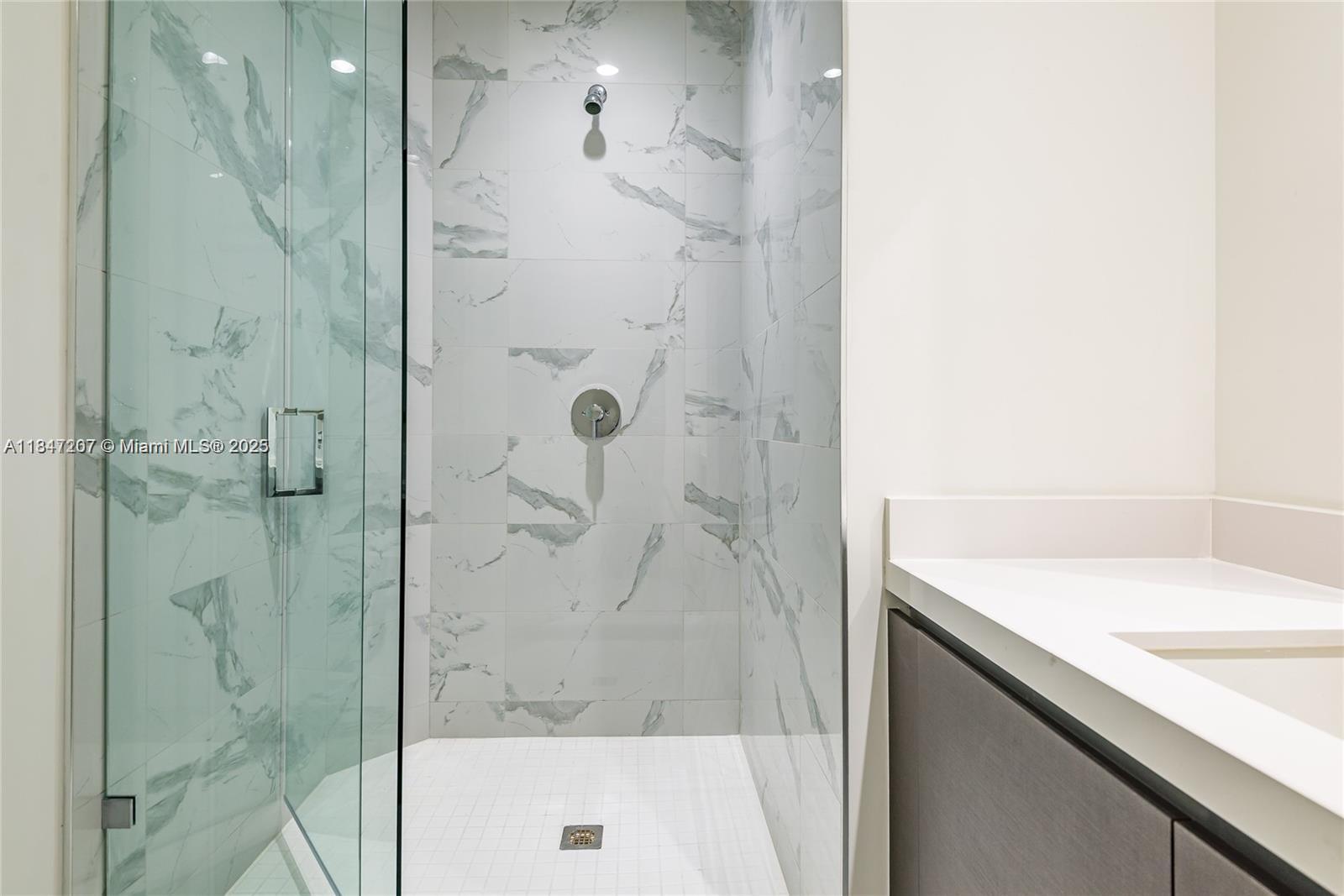 image Paramount Worldcenter10