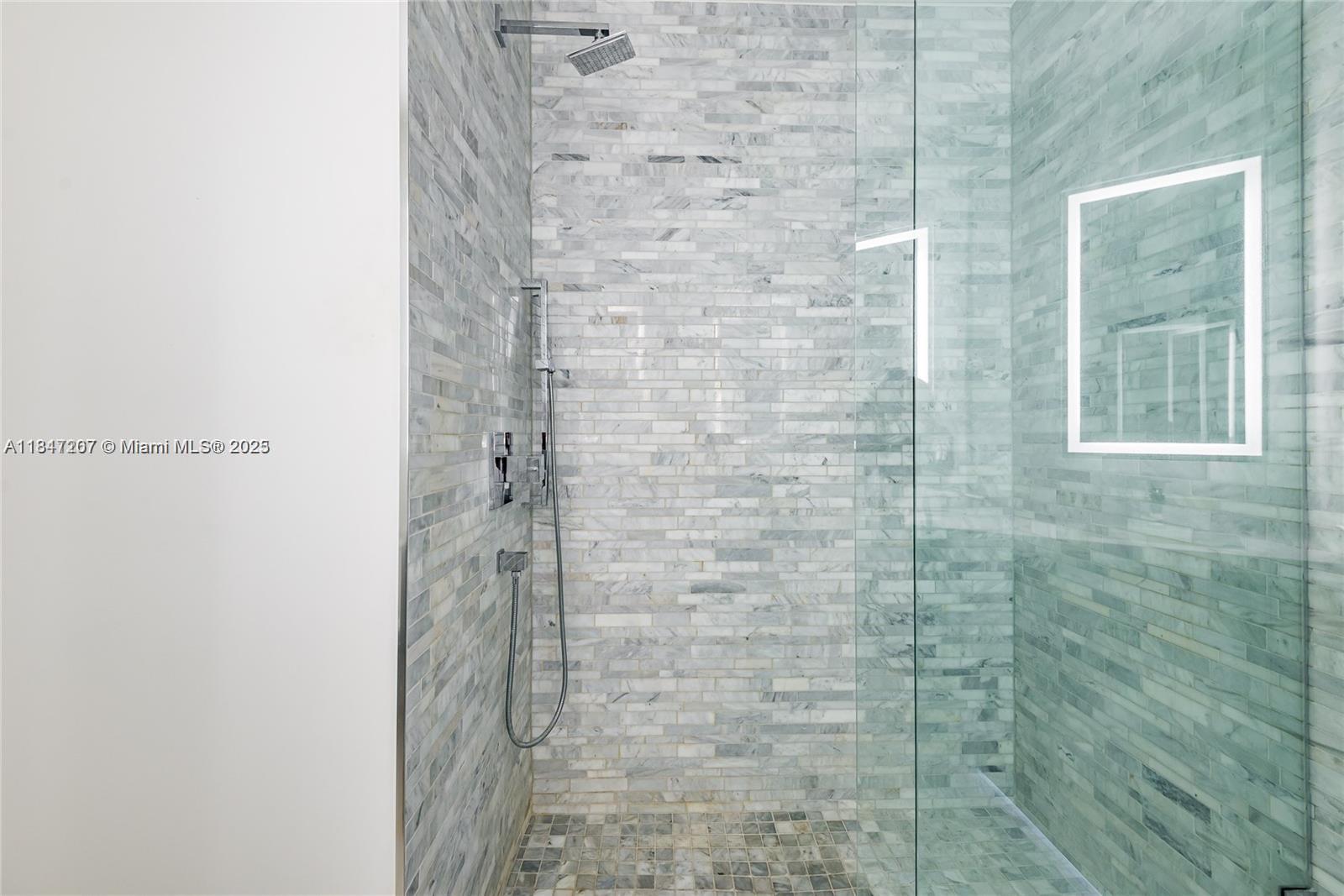 image Paramount Worldcenter28