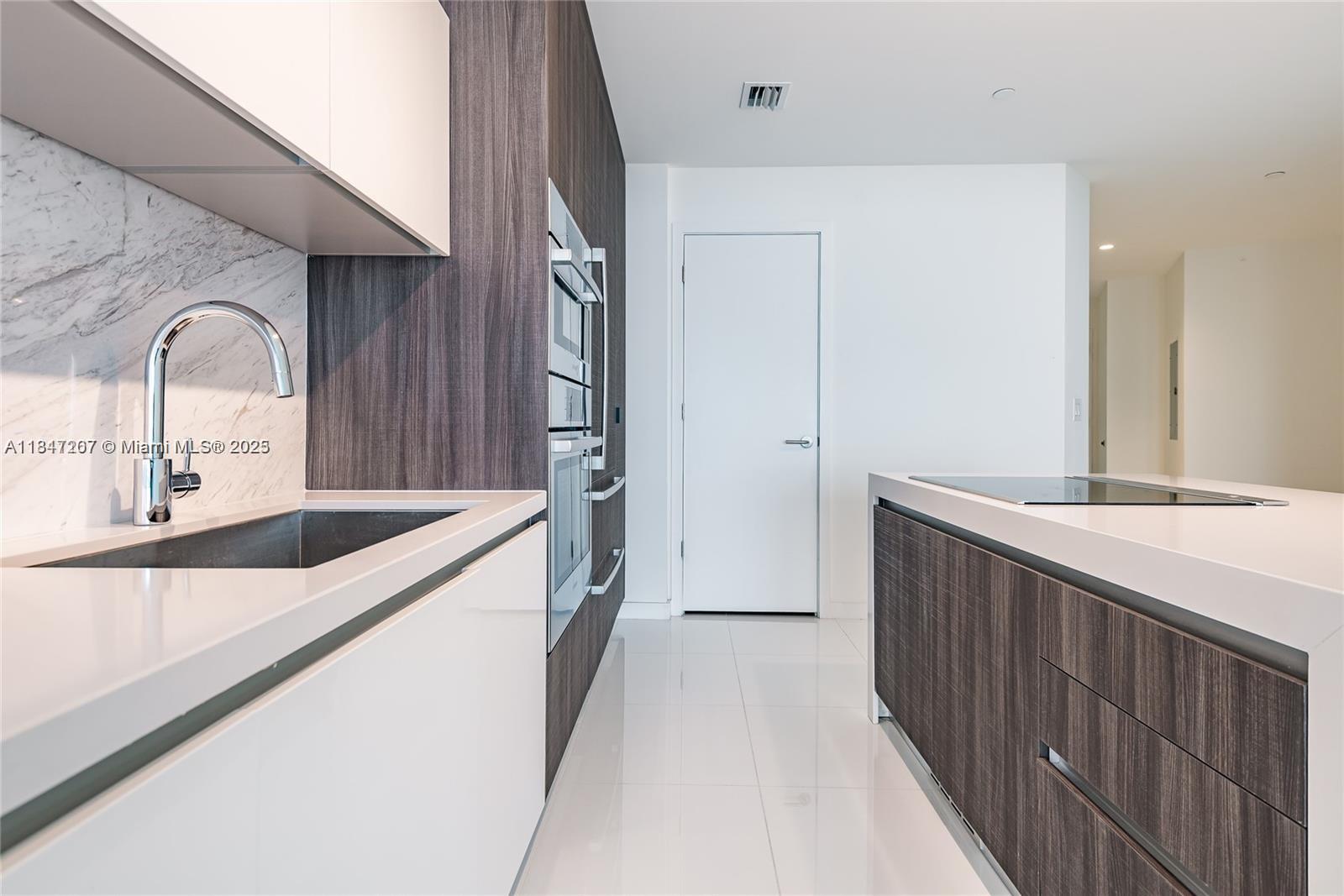 image Paramount Worldcenter2