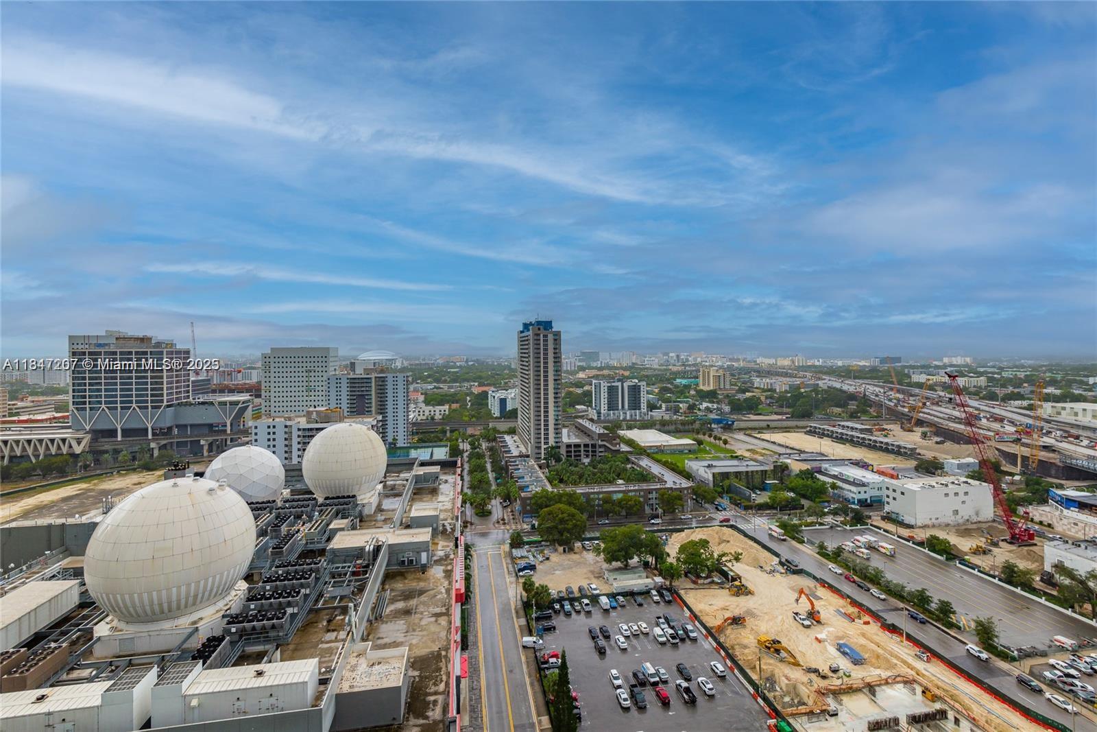 image Paramount Worldcenter36