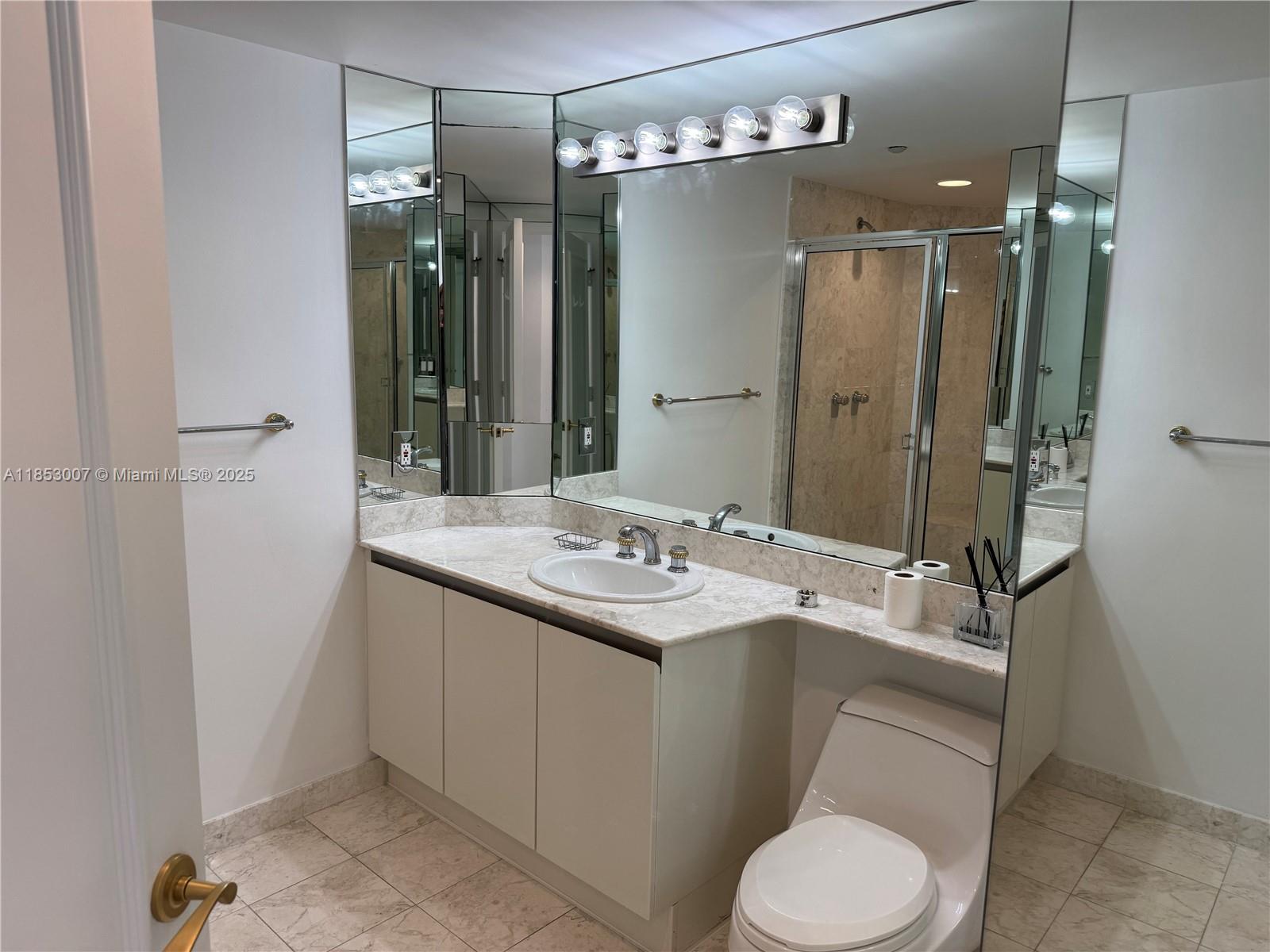 2600 Island Blvd #505 Aventura, FL 33160