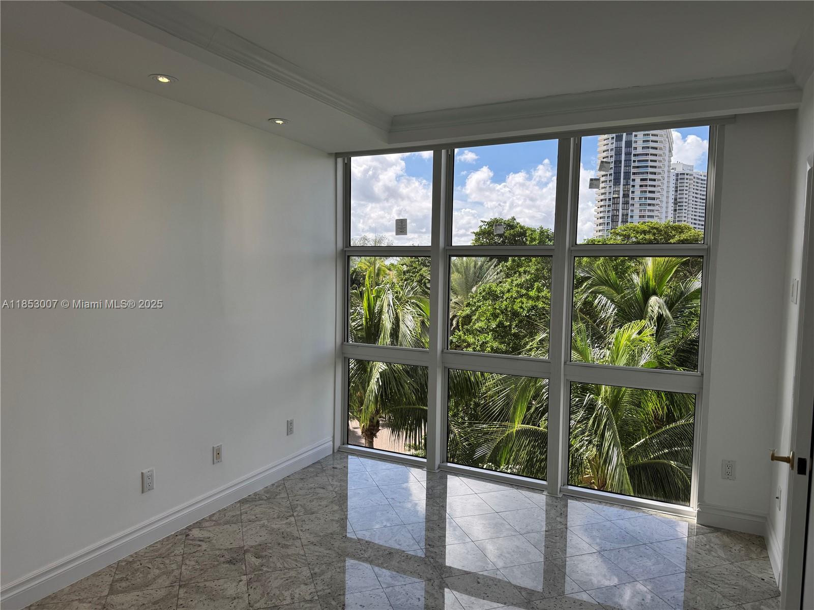 2600 Island Blvd #505 Aventura, FL 33160