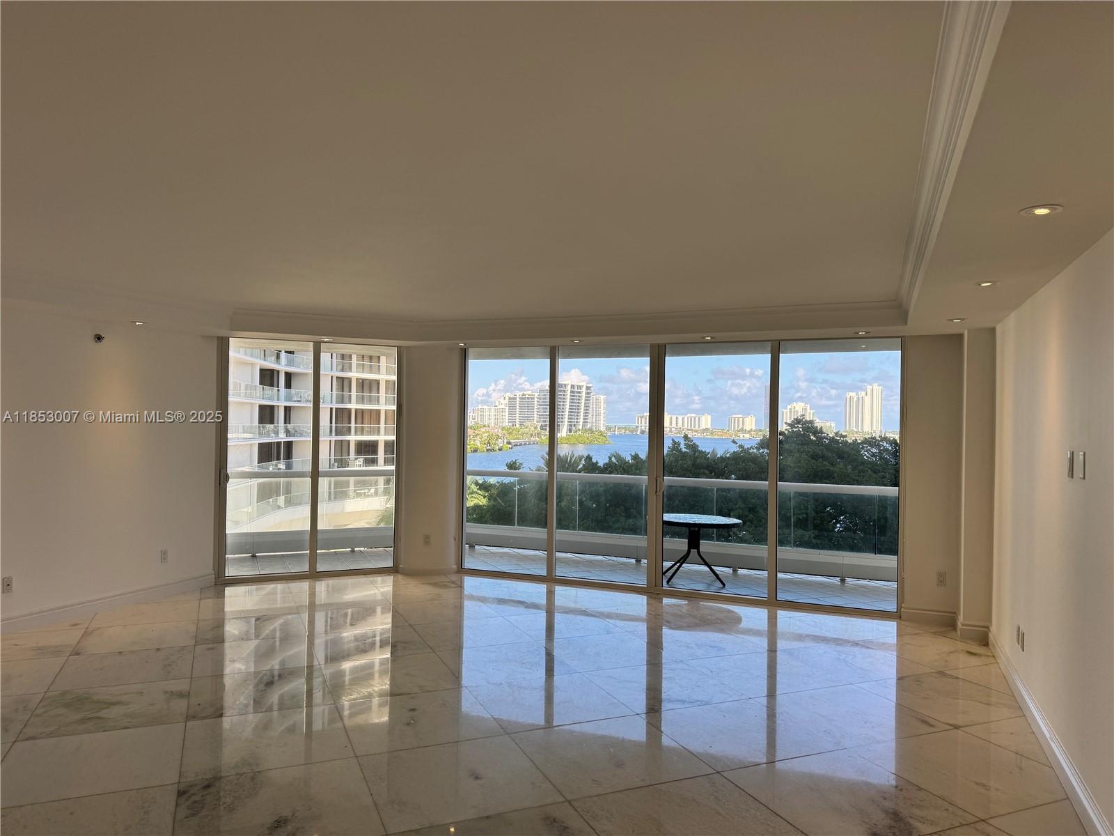 2600 Island Blvd #505 Aventura, FL 33160
