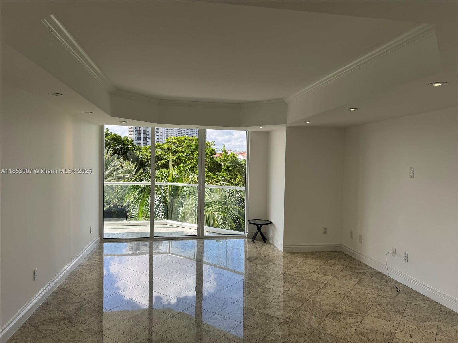 2600 Island Blvd #505 Aventura, FL 33160