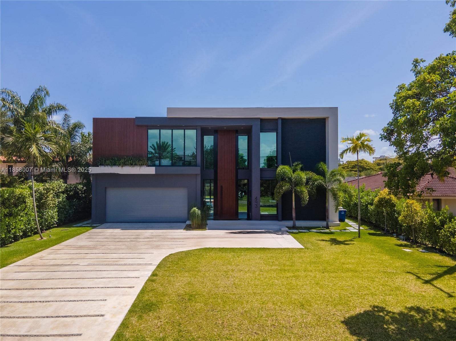 493 Holiday Dr Hallandale Beach, FL 33009 493 Holiday Dr Hallandale Beach, FL 33009