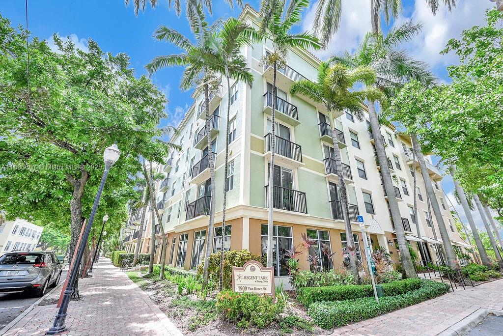 1900 Van Buren St #311B