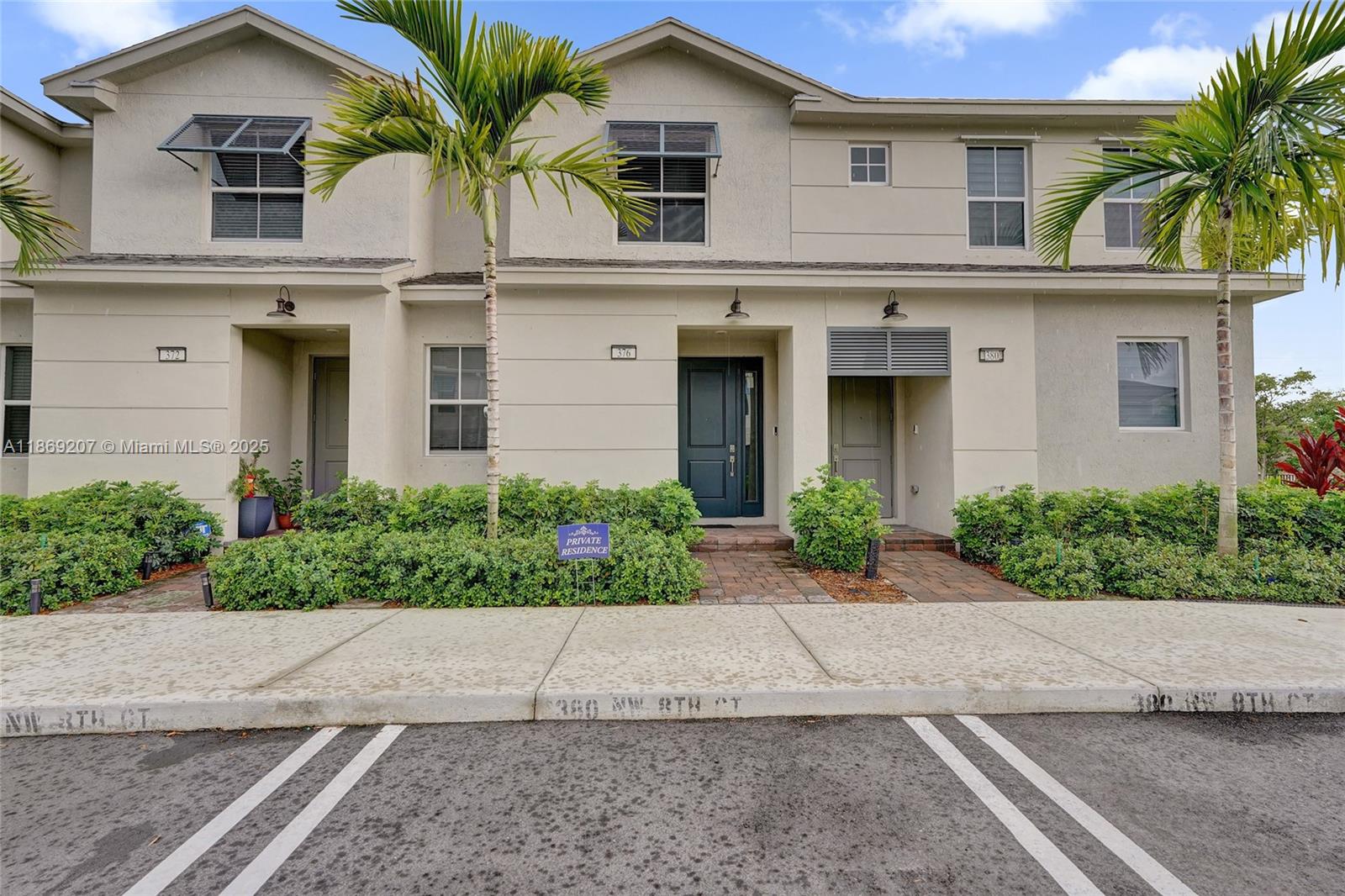 376 NW 8th Ct