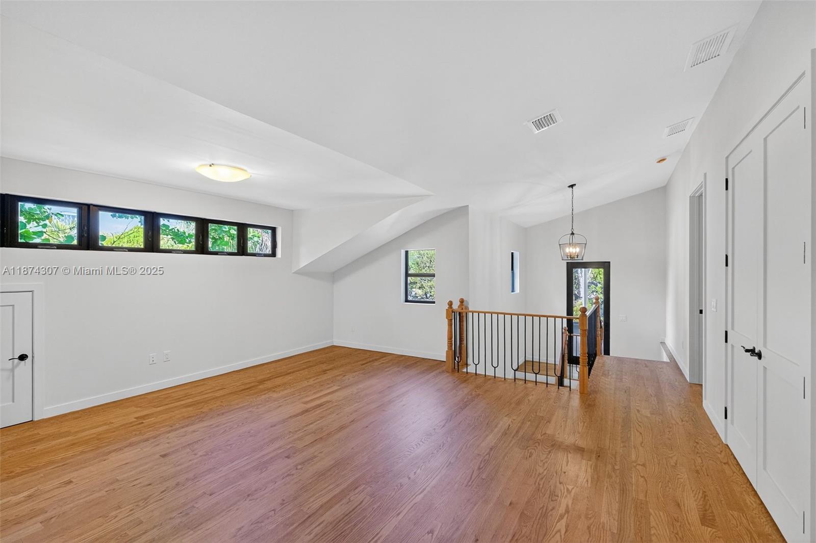 2330 Overbrook St Coconut Grove, FL 33133