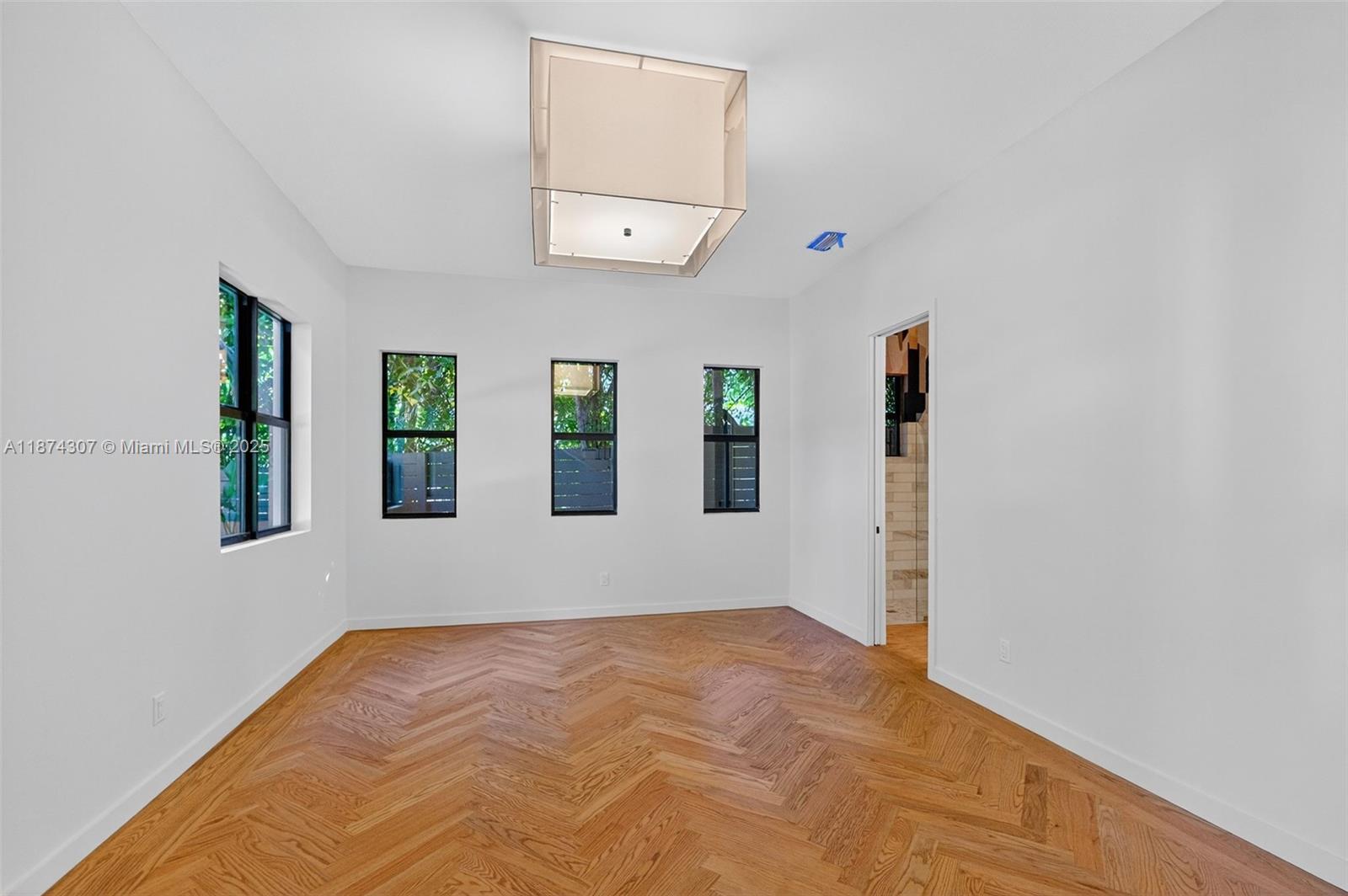 2330 Overbrook St Coconut Grove, FL 33133