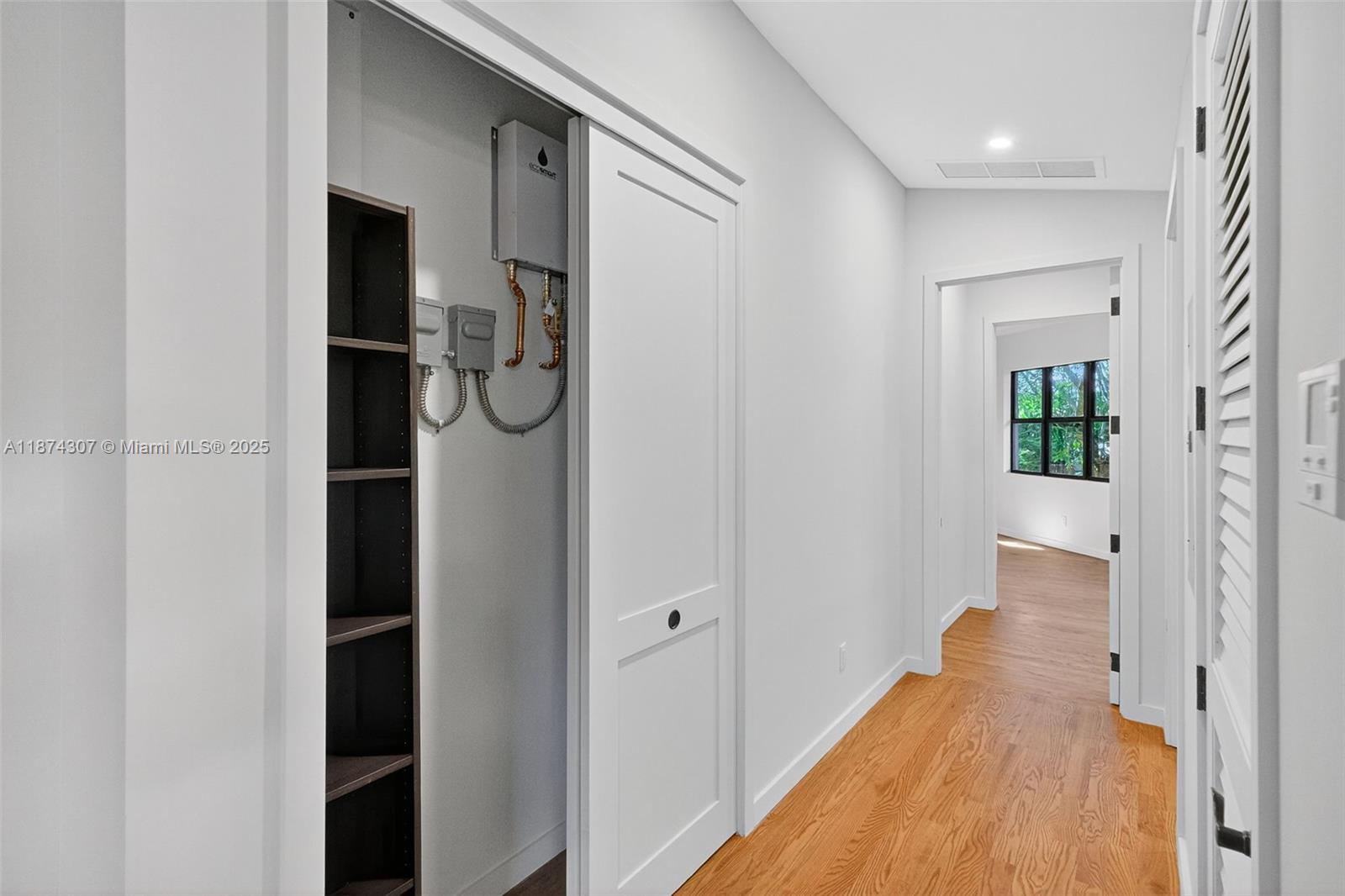 2330 Overbrook St Coconut Grove, FL 33133