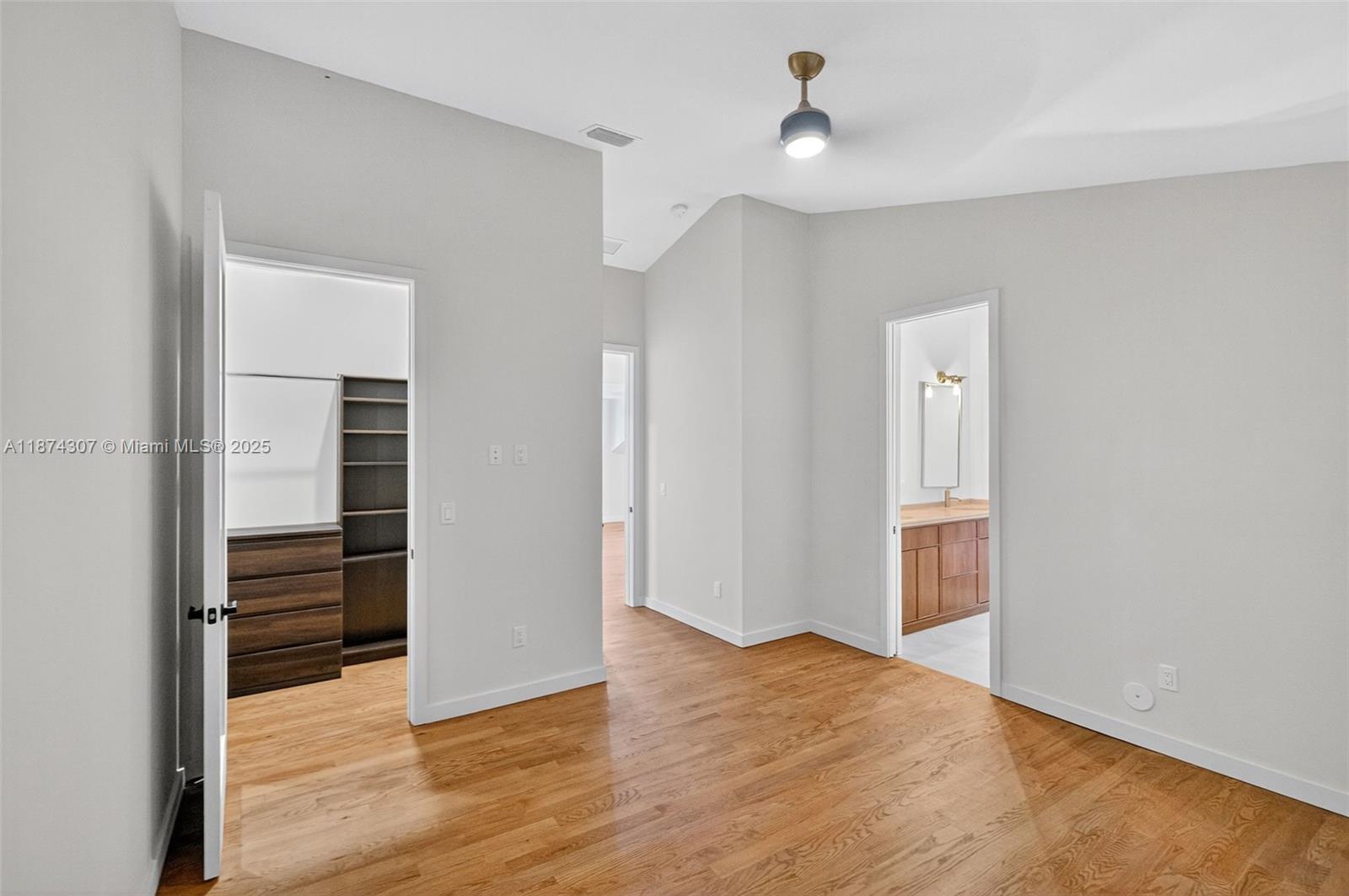 2330 Overbrook St Coconut Grove, FL 33133