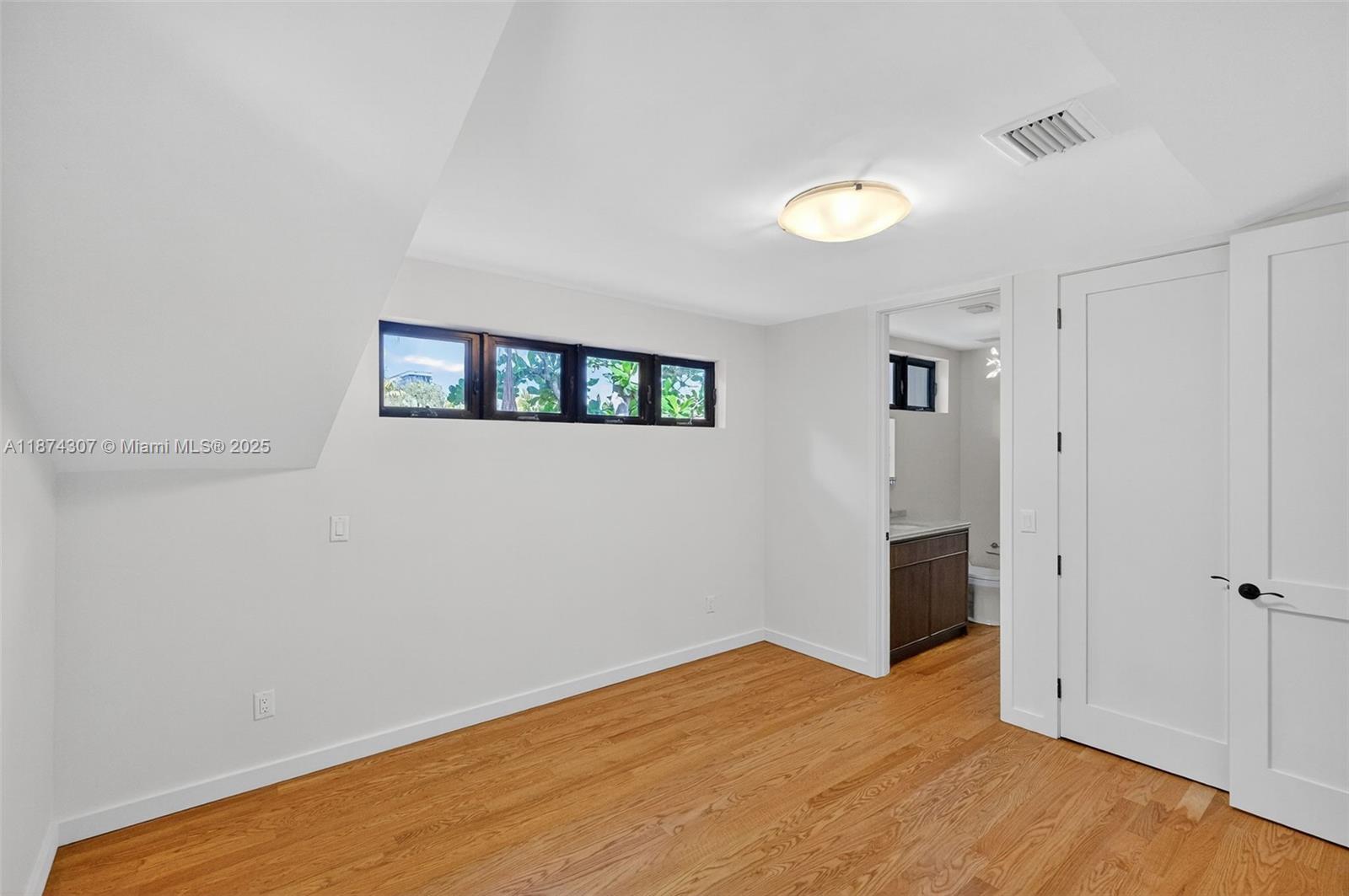 2330 Overbrook St Coconut Grove, FL 33133