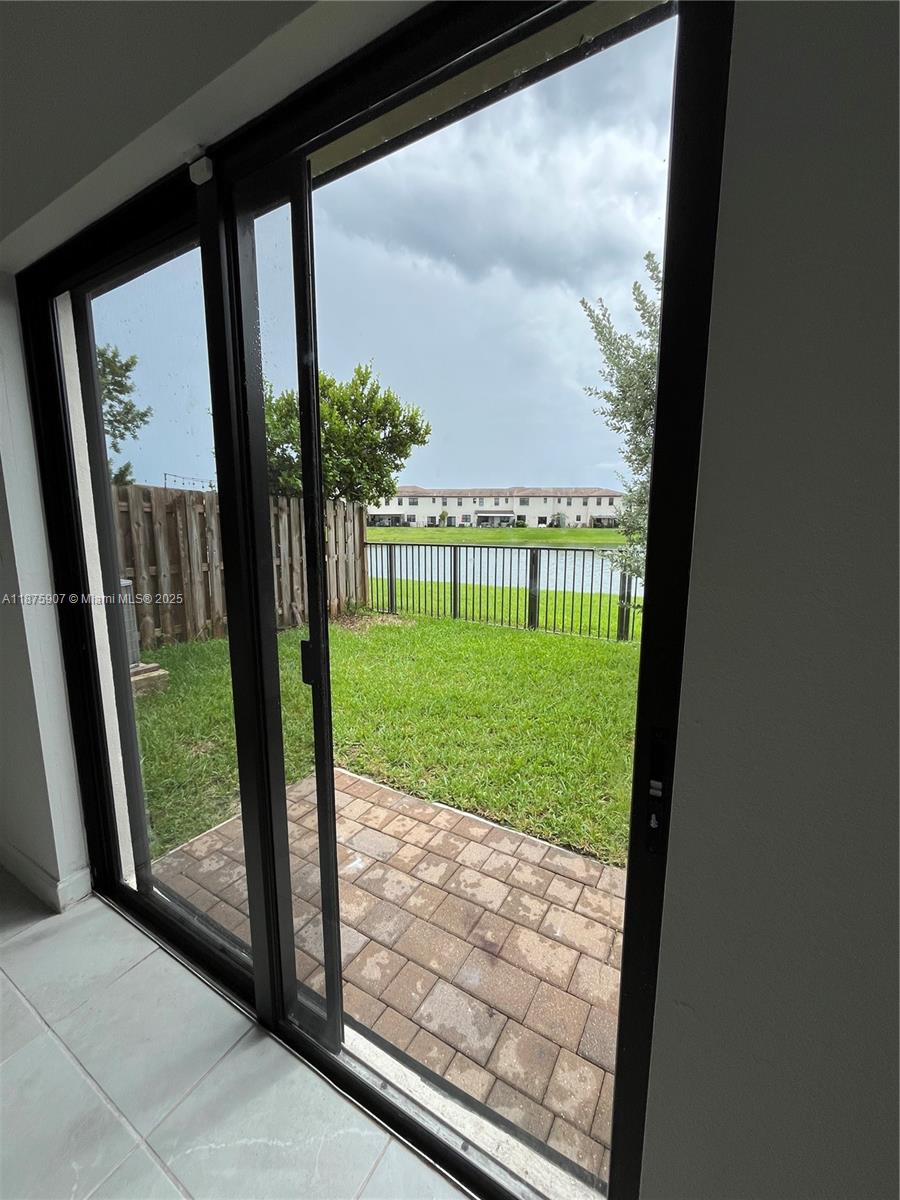 10008 SW 228th Ter Miami, FL 33190