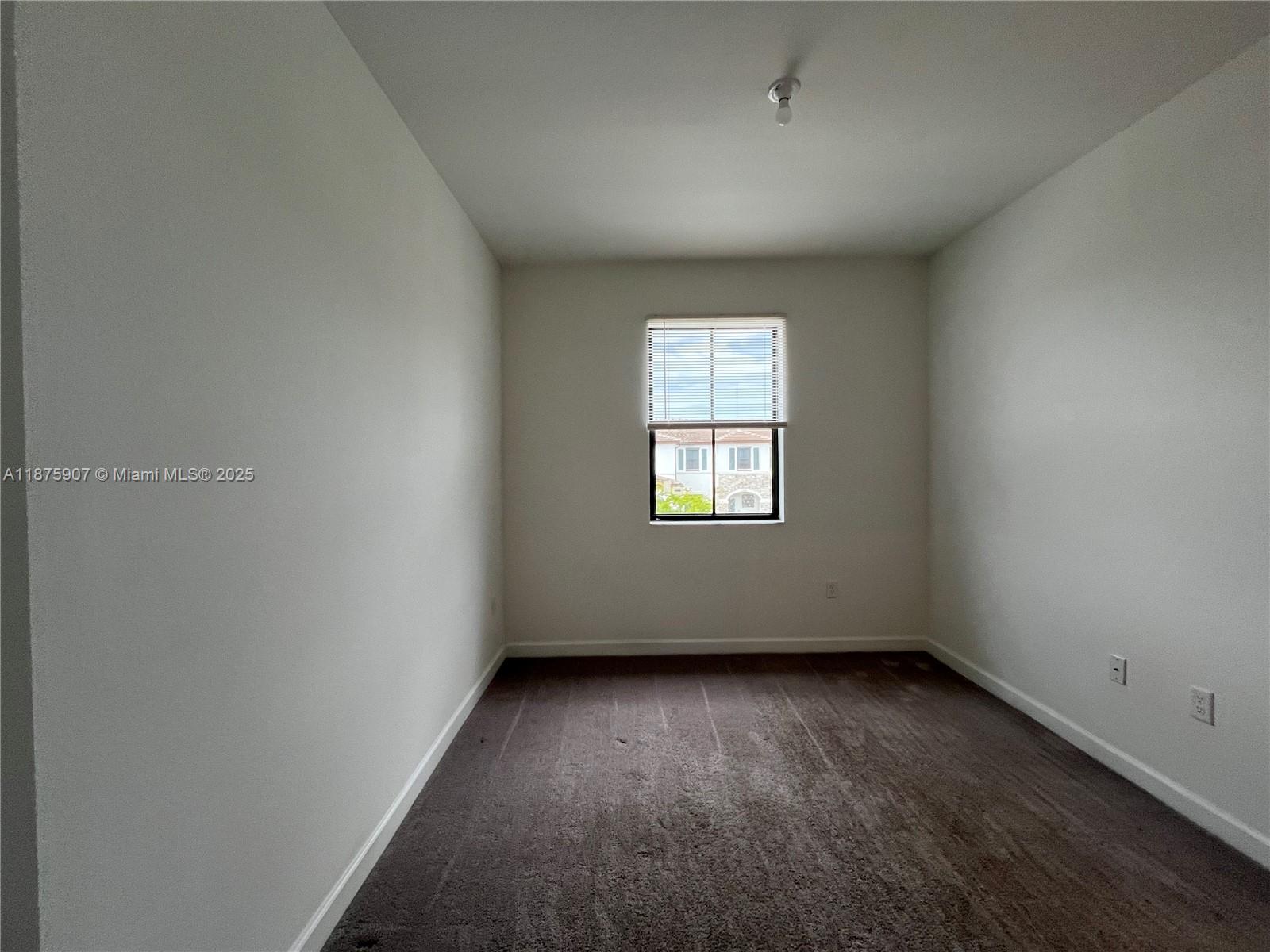 10008 SW 228th Ter Miami, FL 33190