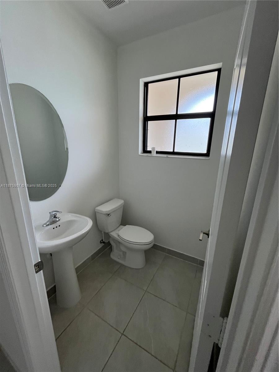 10008 SW 228th Ter Miami, FL 33190