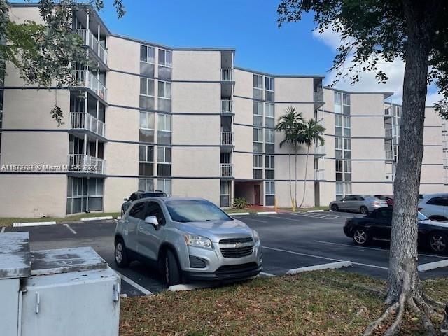 7075 NW 186th St #C404