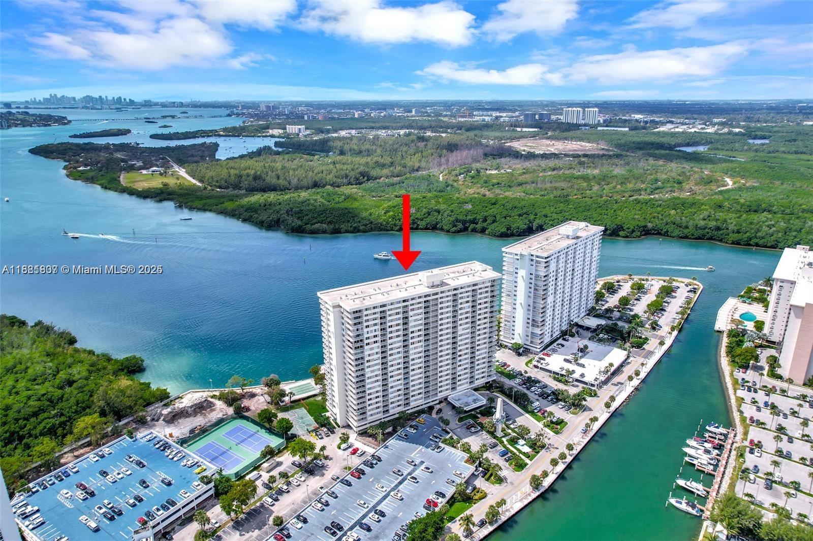 300 Bayview Dr #1711