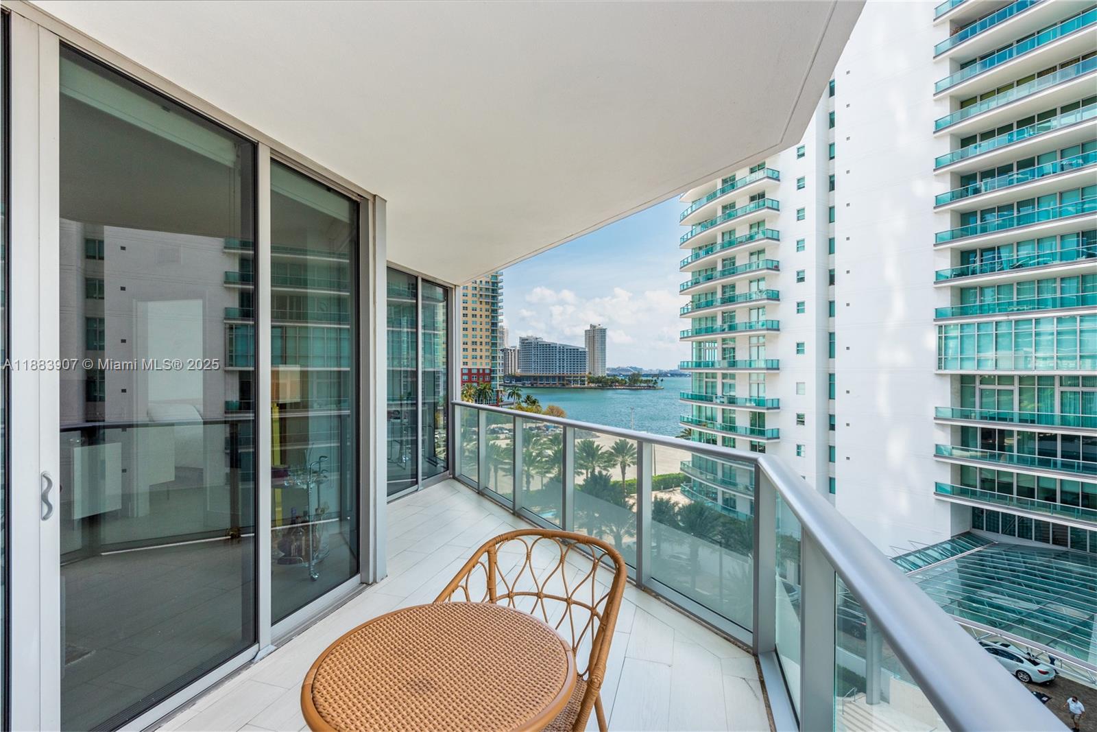 1300 Brickell Bay Dr #708