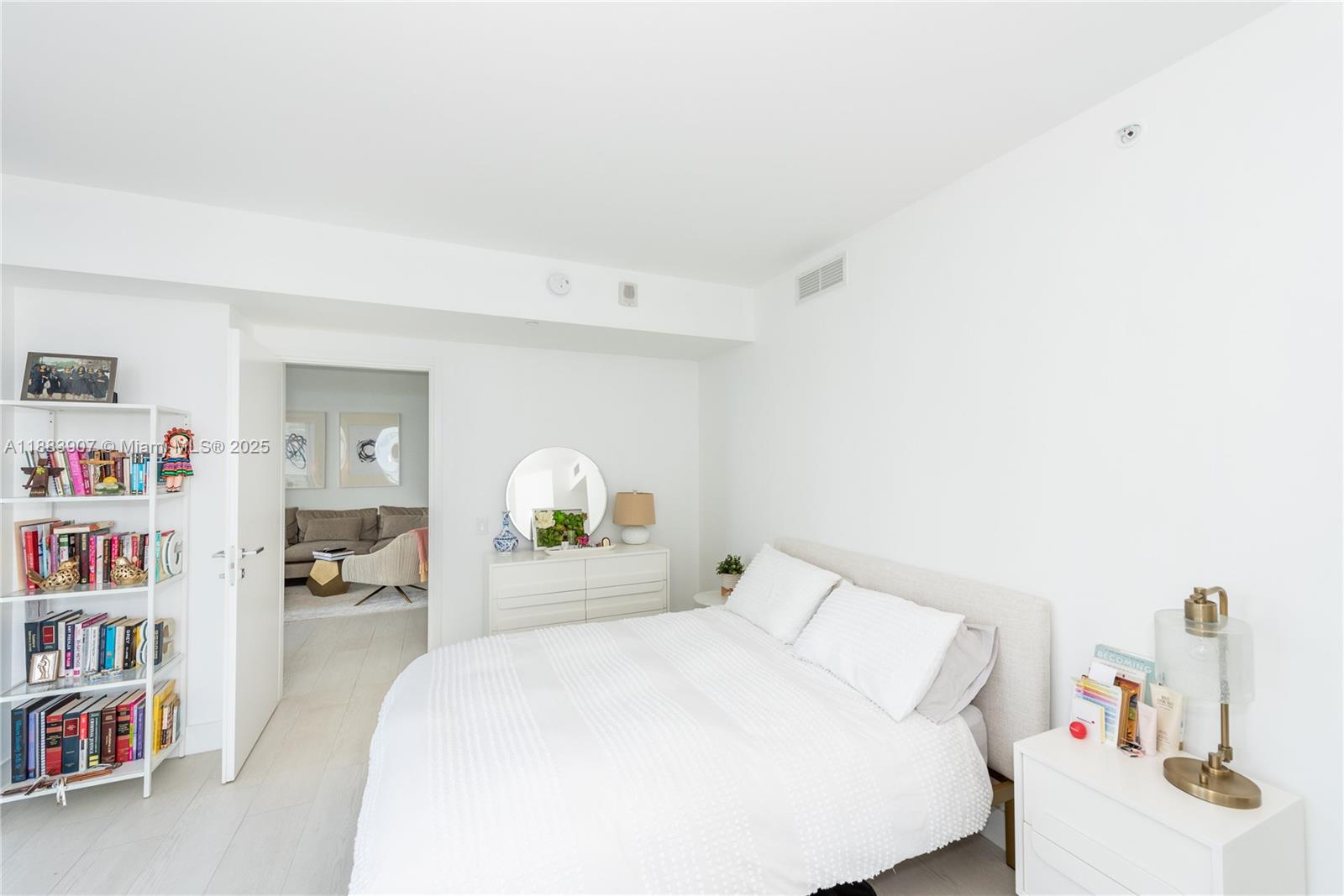 image Brickellhouse Condo10