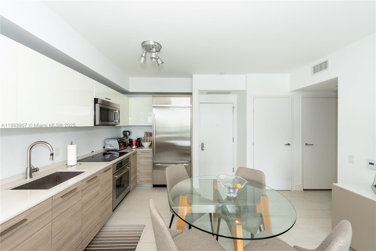 image Brickellhouse Condo5