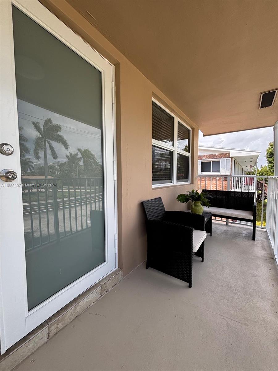 500 Layne Blvd #20 Hallandale Beach, FL 33009