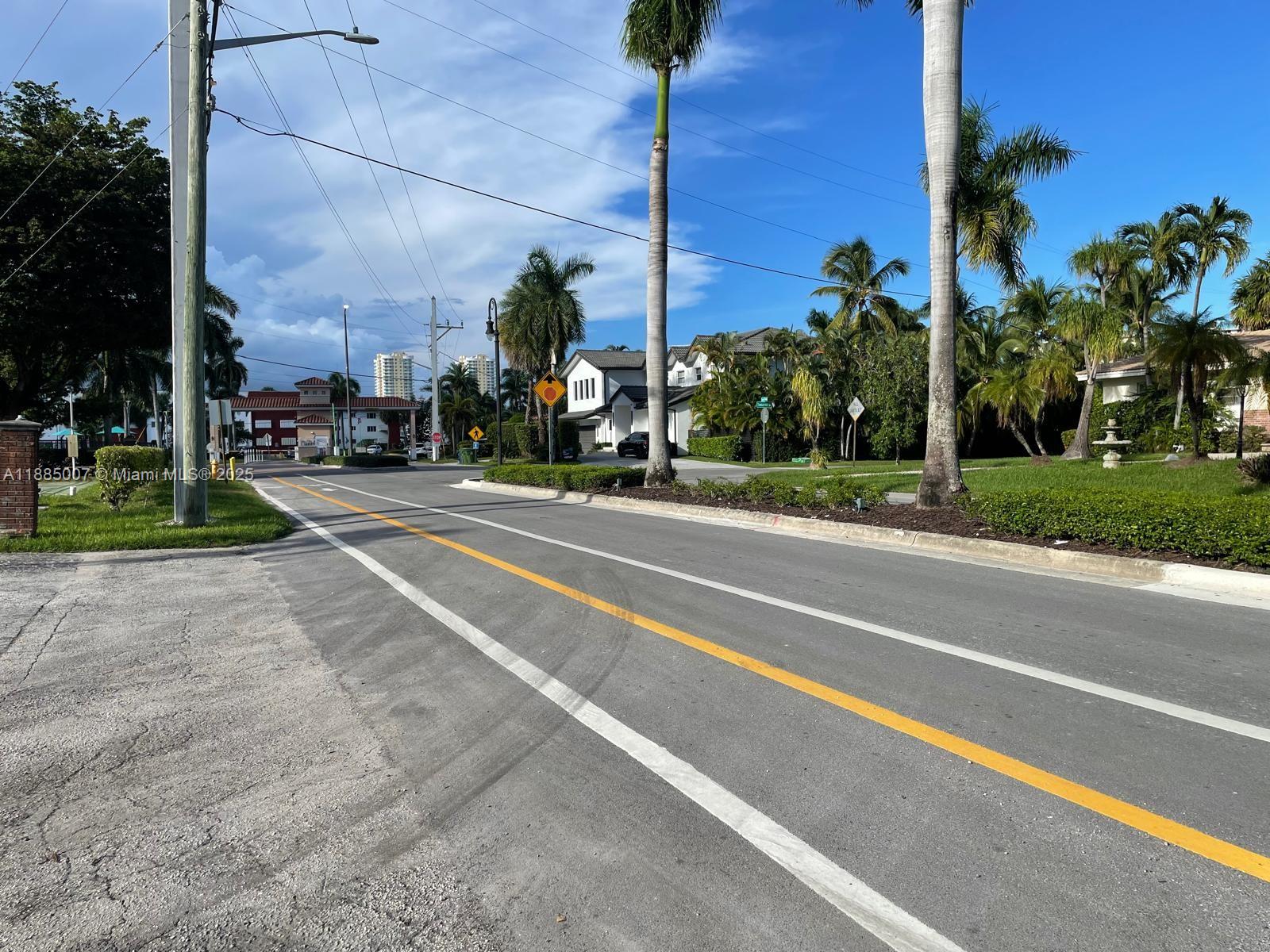 500 Layne Blvd #20 Hallandale Beach, FL 33009