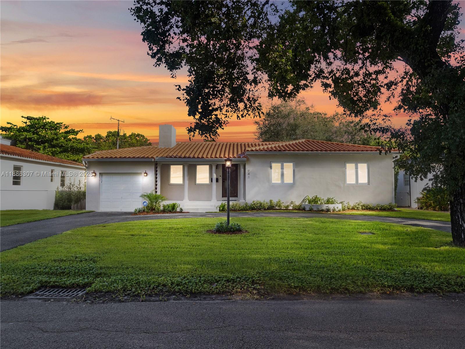 741 Palermo Ave