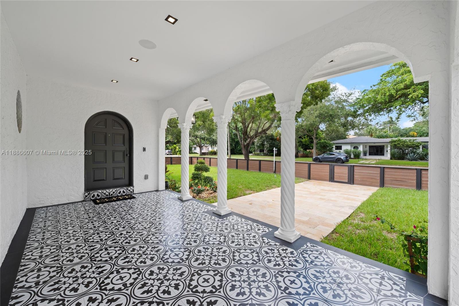 440 NE 94th St Miami Shores, FL 33138