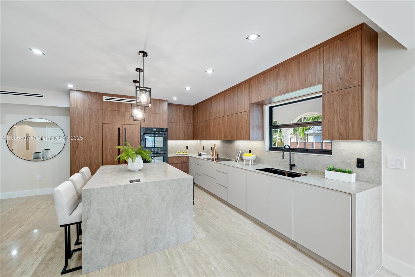 440 NE 94th St Miami Shores, FL 33138