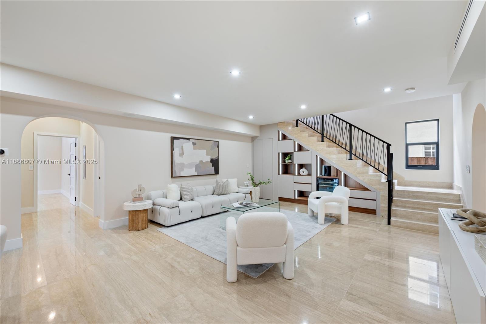 440 NE 94th St Miami Shores, FL 33138