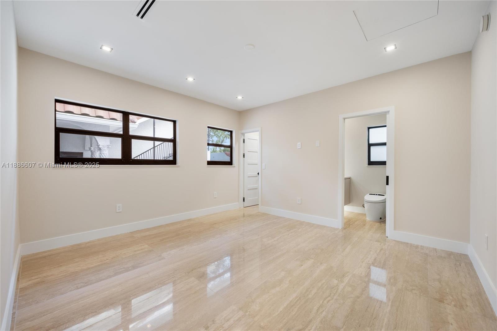 440 NE 94th St Miami Shores, FL 33138